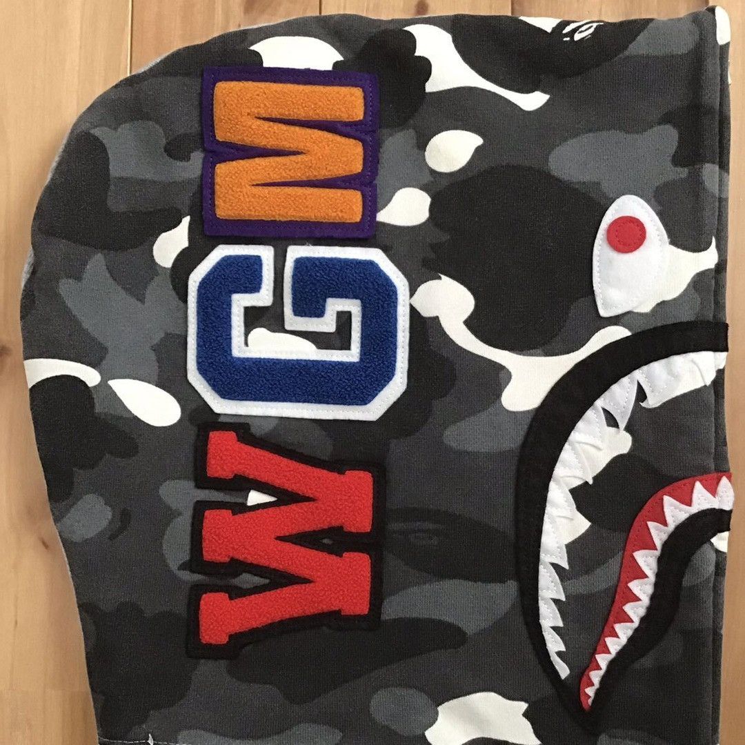 Bape 💫Glow in the dark💫 BAPE city camo shark full zip hoodie APE Size US XL / EU 56 / 4 - 5 Thumbnail