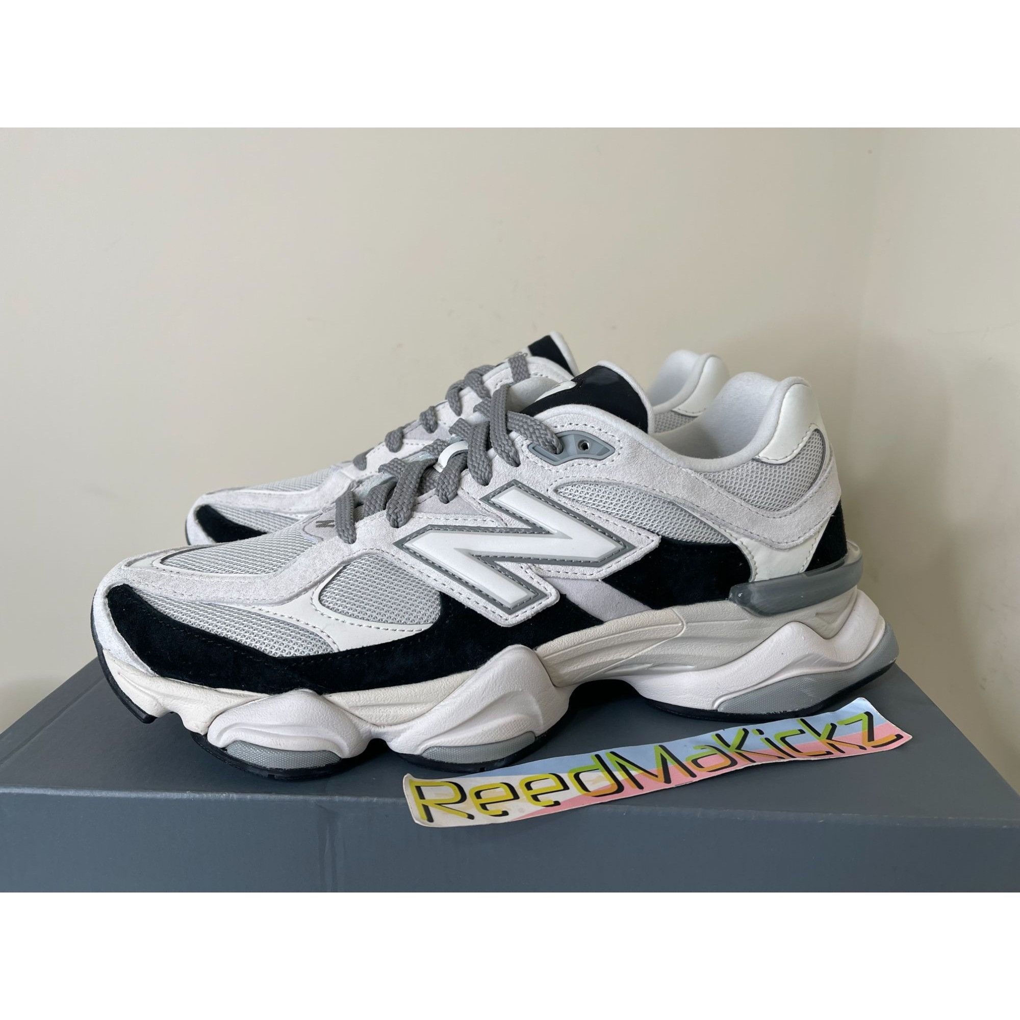 New Balance New Balance 9060 Grey Jet Black Mens 9.5us Size US 9.5 / EU 42-43 - 1 Thumbnail