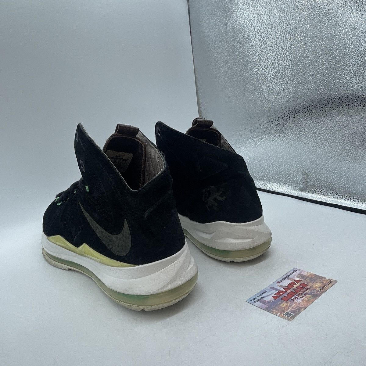 Nike Lebron 10 black suede Size US 13 / EU 46 - 4 Thumbnail