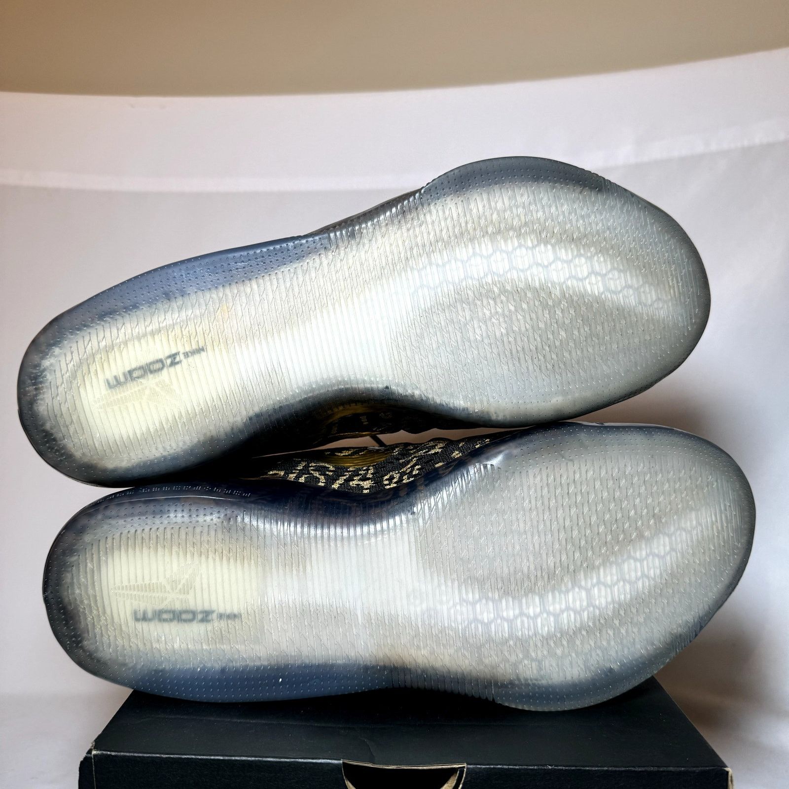 Nike Nike Kobe 11 Mamba Day iD Men's Shoes Size 10.5 - 865773 99X Size US 10.5 / EU 43-44 - 8 Thumbnail