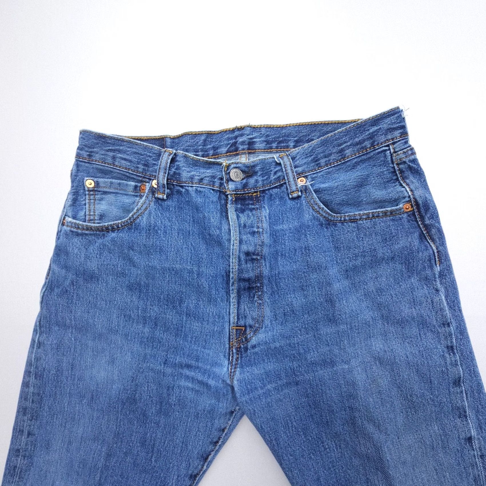 Levi's Levi's 501 Jeans Mens 34 Regular Blue 100% Cotton Rigid Denim Button Fly Distressed Pockets Vintage: No Size US 34 / EU 50 - 5 Thumbnail