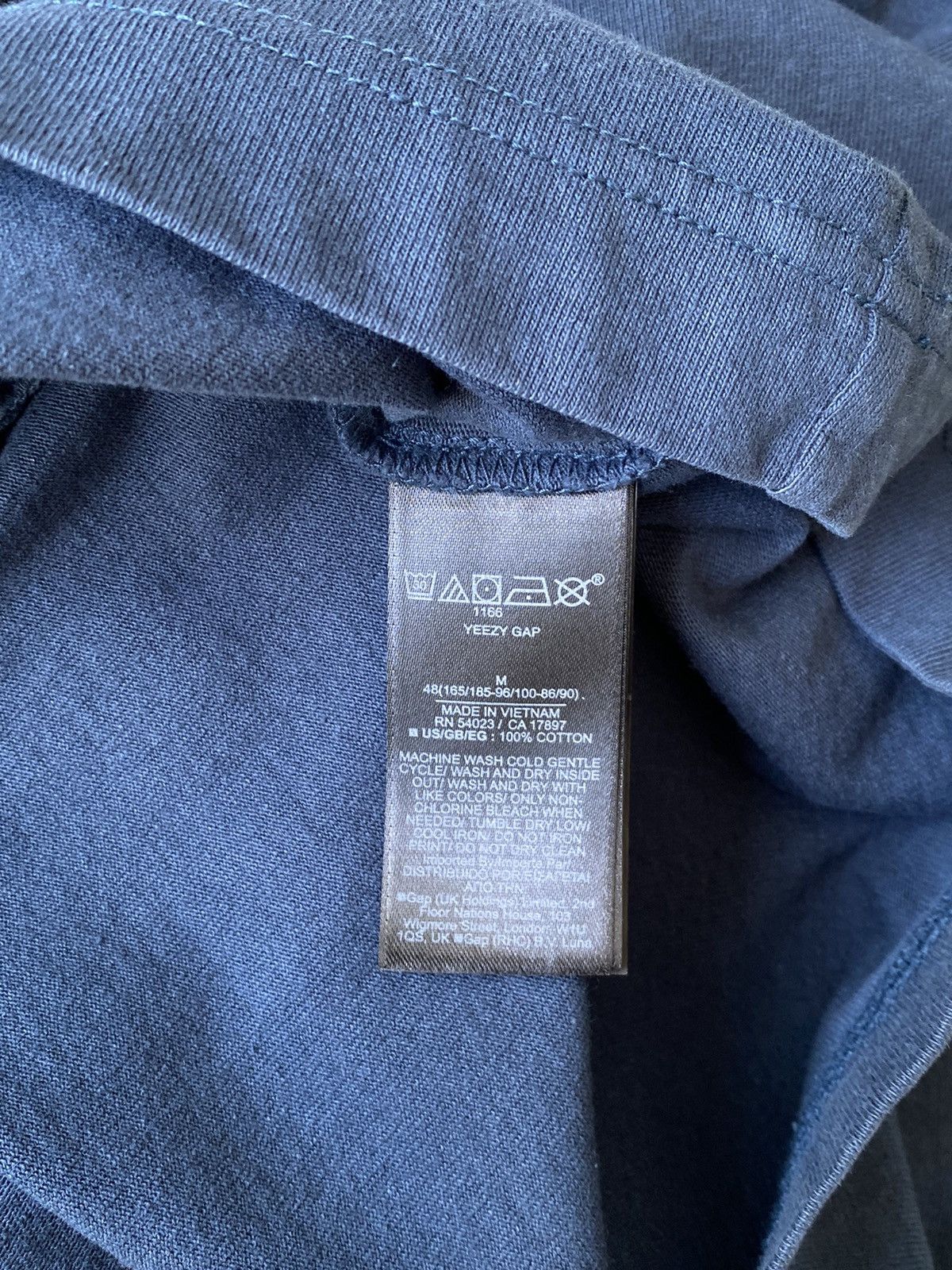 Gap × Kanye West Yeezy Gap Dove Long Sleeve Tee Size US M / EU 48-50 / 2 - 8 Thumbnail