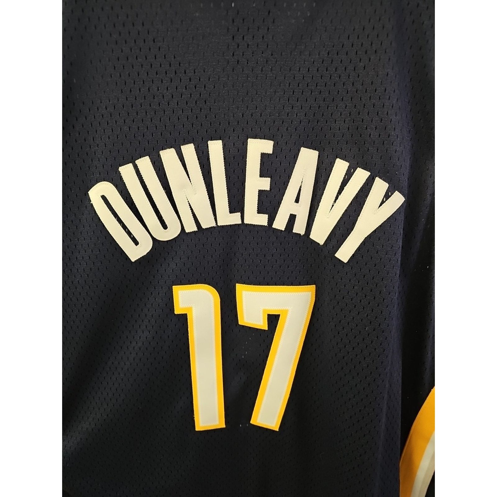 Adidas Adidas NBA Indiana Pacers Mike Dunleavy #17 Jersey Sz 2XL Size US XXL / EU 58 / 5 - 8 Thumbnail