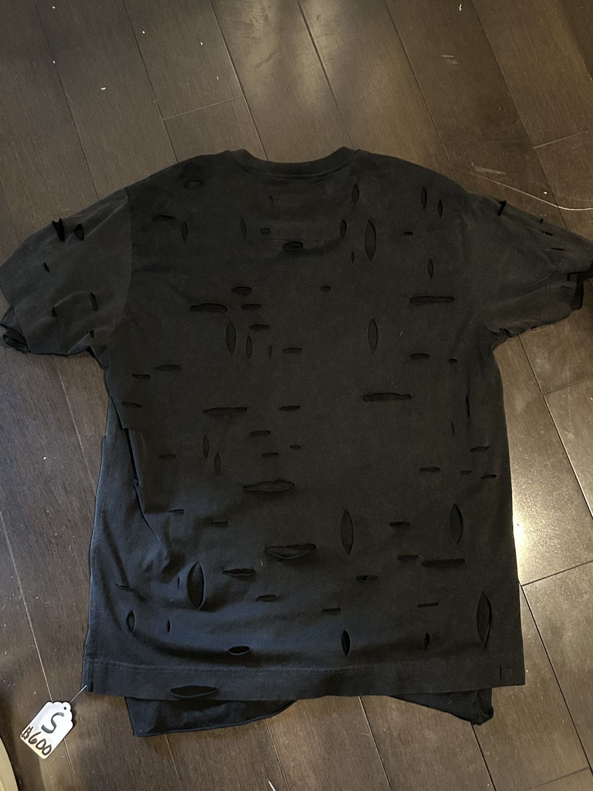 Givenchy Givenchy distressed logo-print T-shirt Size US S / EU 44-46 / 1 - 6 Thumbnail