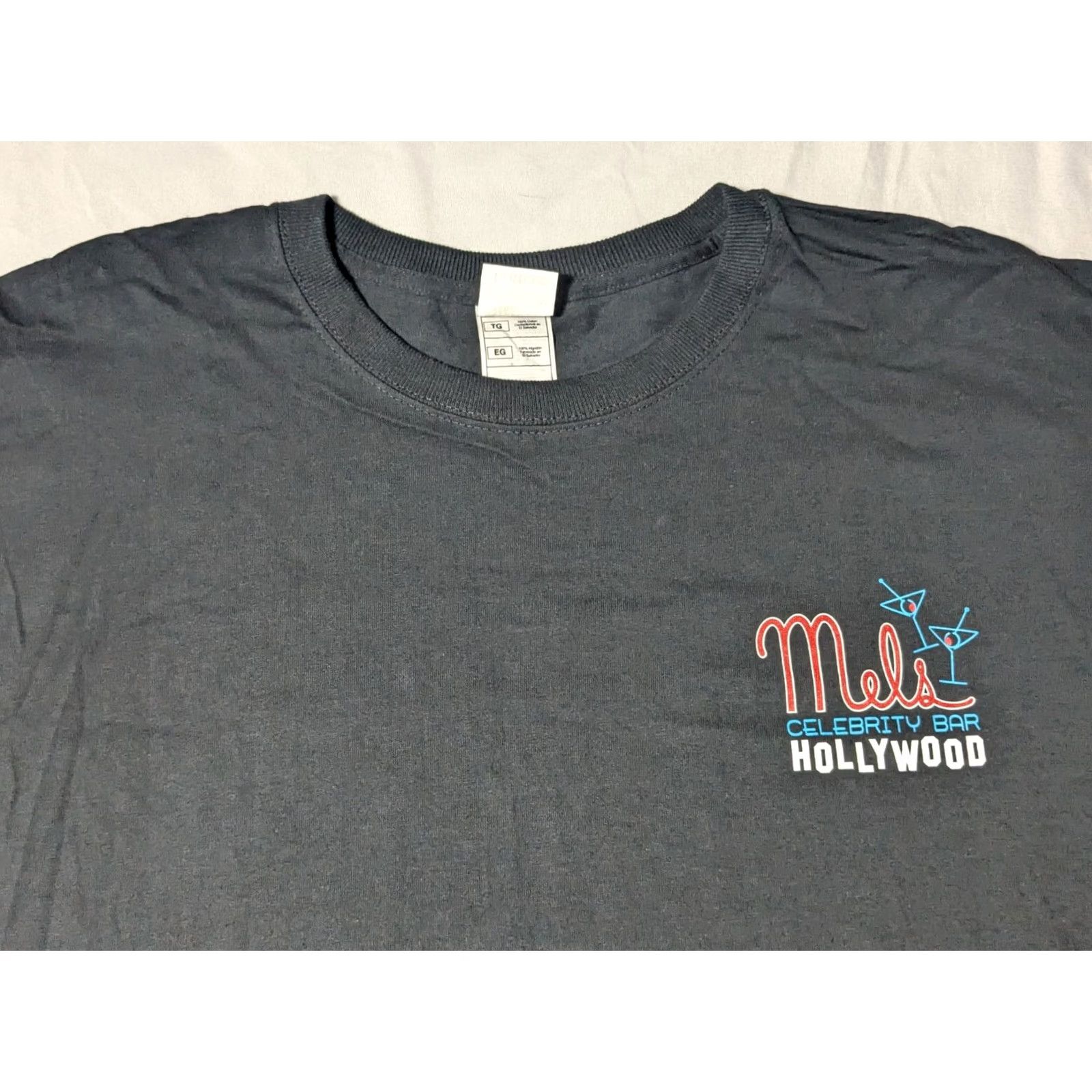 Vintage MELS CELEBRITY BAR HOLLYWOOD Men XL Black Double-Sided T-Shirt EUC Size US XL / EU 56 / 4 - 4 Thumbnail