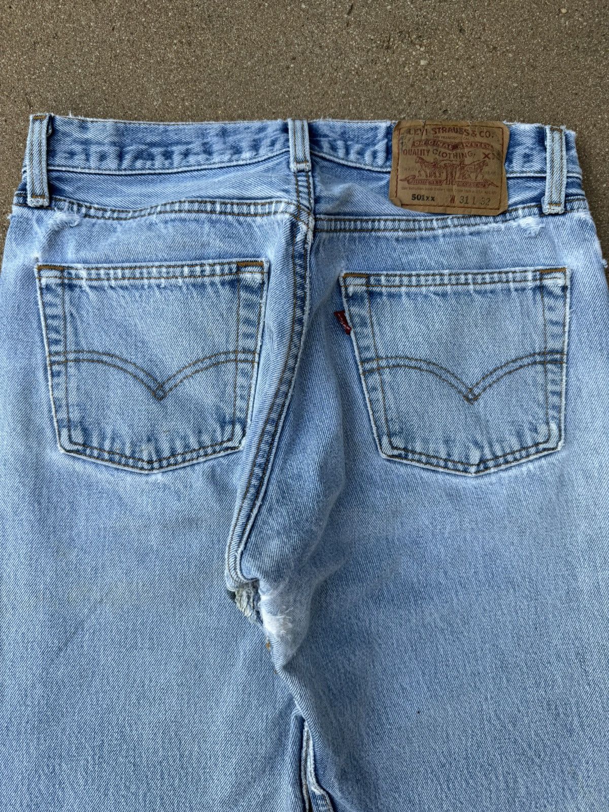 Levi's × Vintage Vintage 90’s Levi’s 501xx Buttonfly Straight Leg Jeans 29x28 Size US 29 - 8 Thumbnail