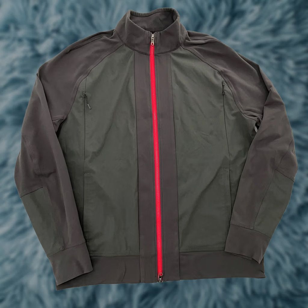 Lululemon Lululemon Jacket Gray Full Zip Pockets 2XL Adult Mens Regular Windbreaker Outdoor Activewear Size US XXL / EU 58 / 5 - 1 Thumbnail