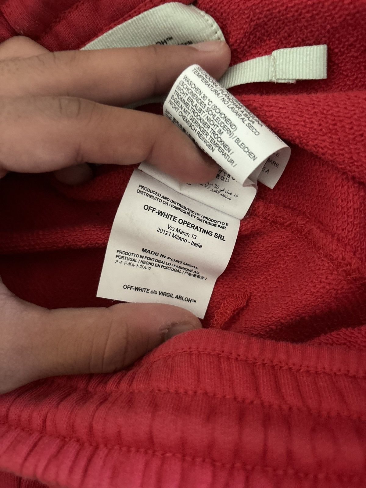 Off-White Off white red and black shorts Size US 34 / EU 50 - 6 Thumbnail