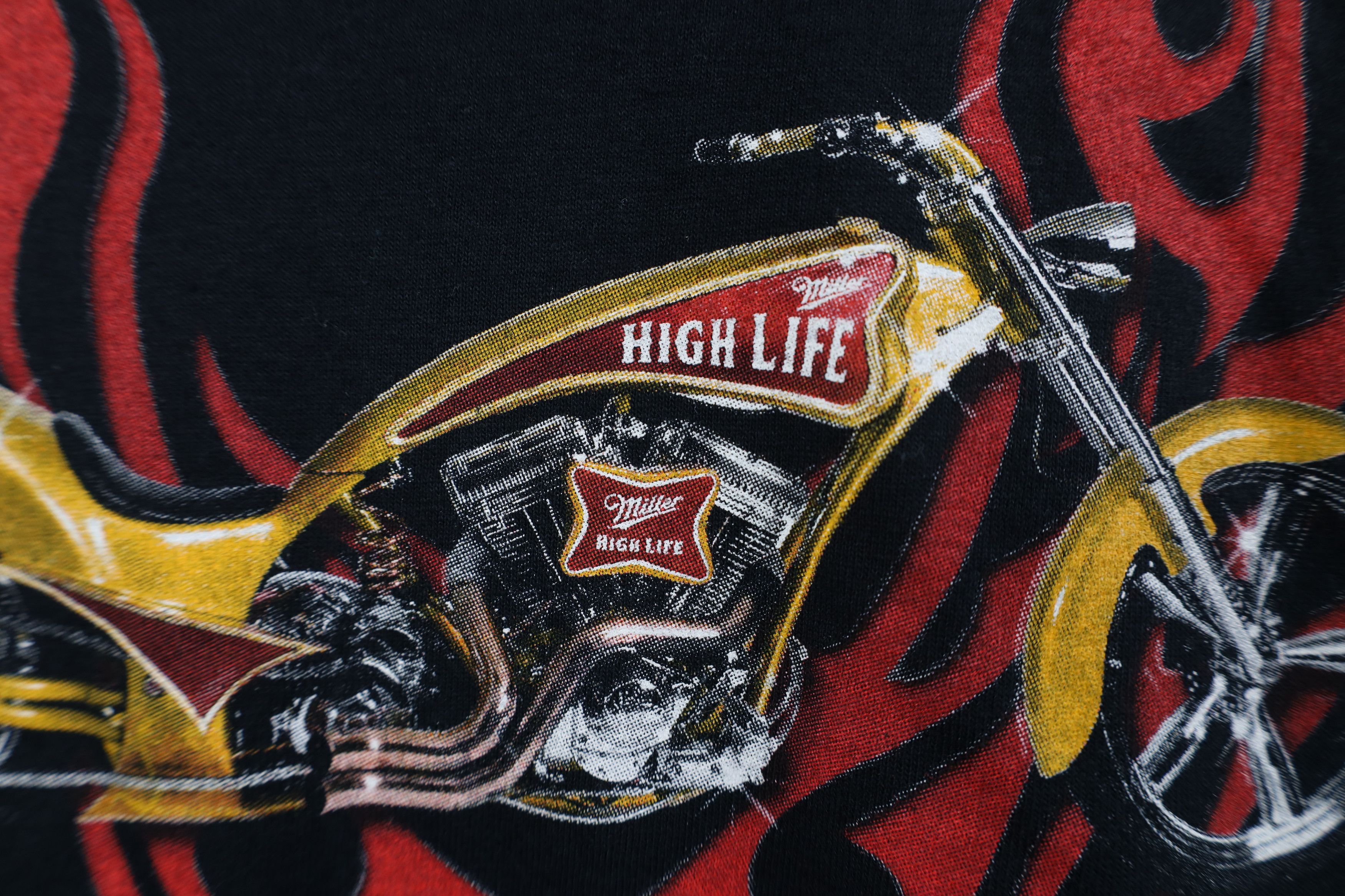 Vintage Vintage Y2K Miller Lite Beer Motorcycle Milwaukee T-Shirt Size US XL / EU 56 / 4 - 12 Thumbnail