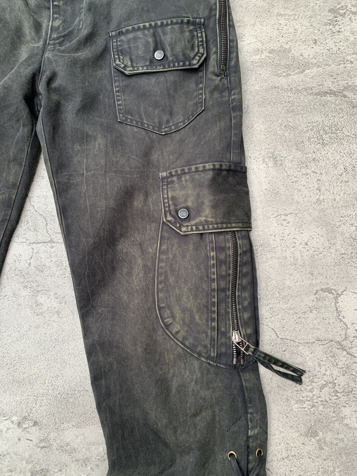 L7 REAL HIP lace-up cargo pants - franzebi.ar