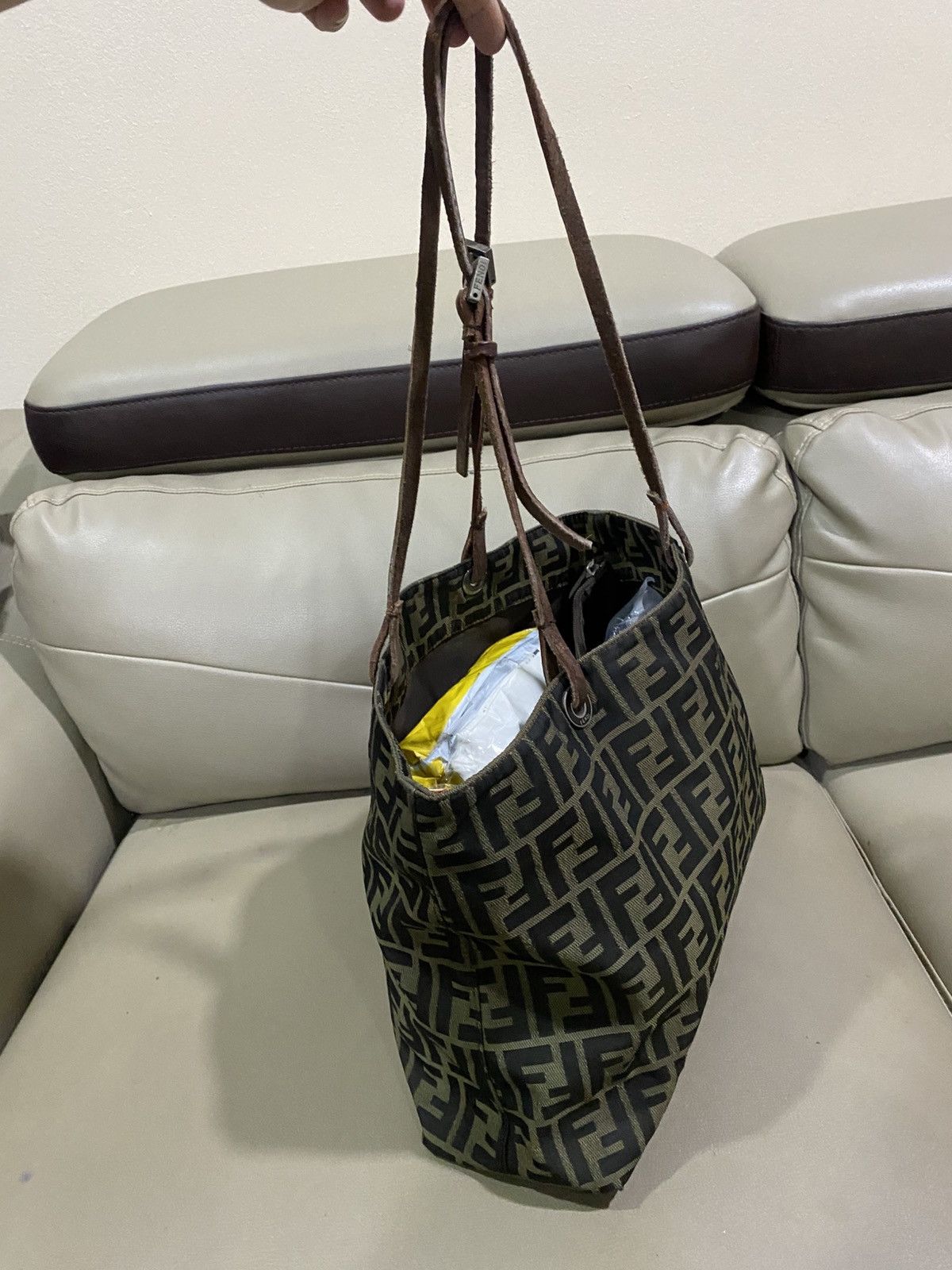 Fendi Authentic Fendi Zucca Monogram Tote Bag Size ONE SIZE - 3 Thumbnail