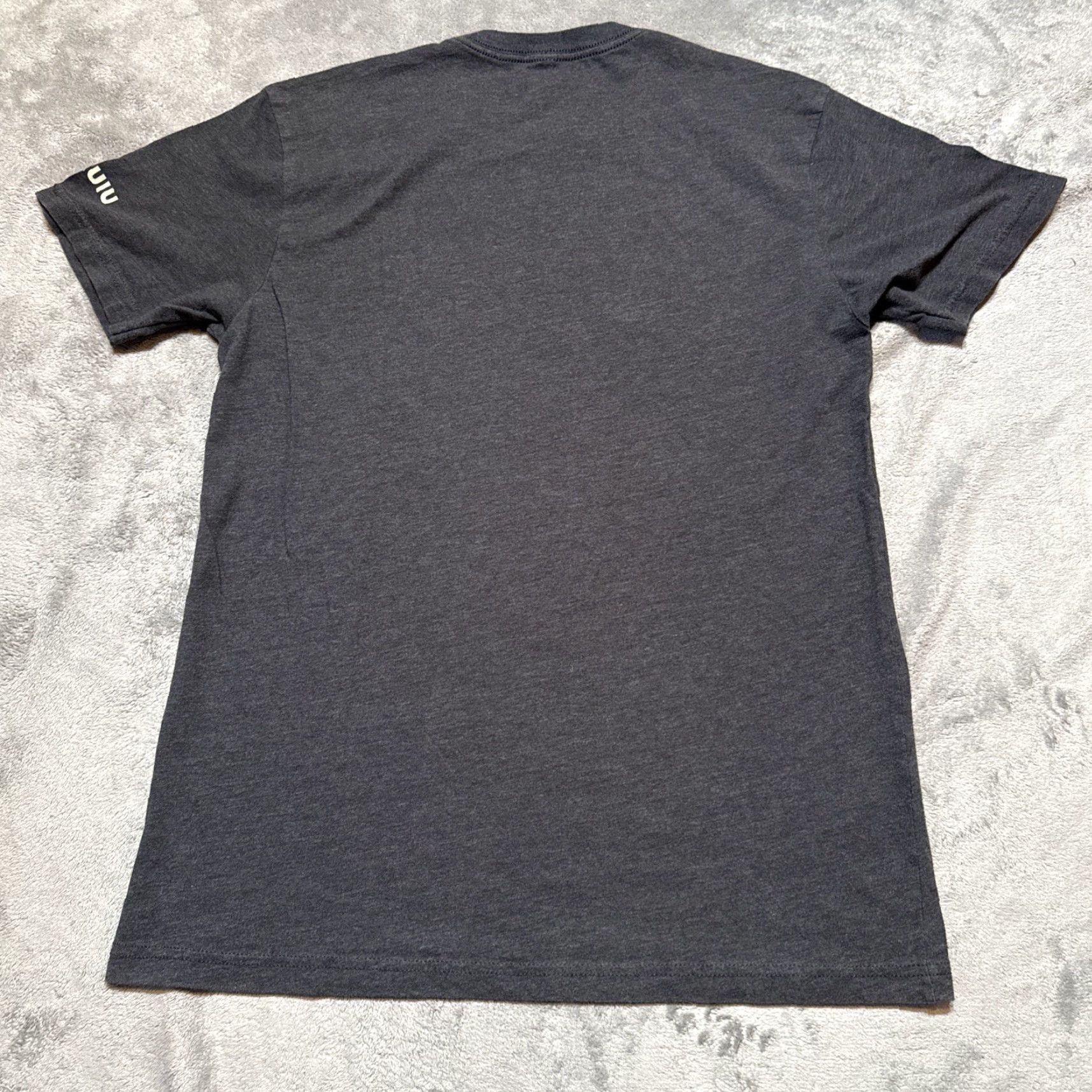 Logo 7 KUIU T-Shirt Mens Medium Gray Camo Ram Box Logo Outdoor Hunting Shirt Mens Gray Camouflage Ram Box Logo KUIU Shirt Size US M / EU 48-50 / 2 - 4 Thumbnail