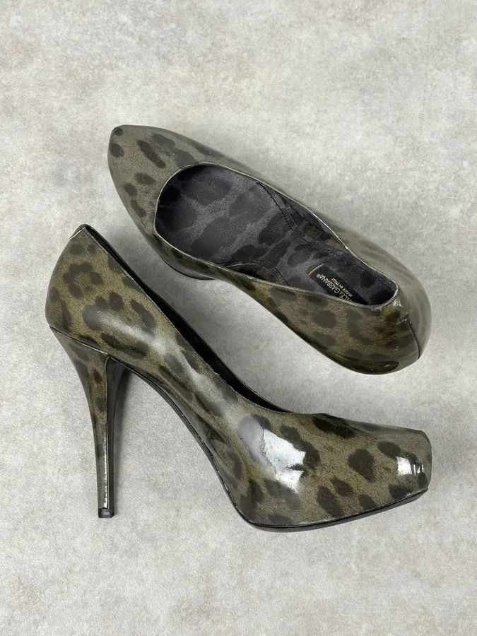 Dolce & Gabbana 2010s Dolce & Gabbana Khaki & Black Leopard Heels Size US 10 / IT 40 - 9 Thumbnail