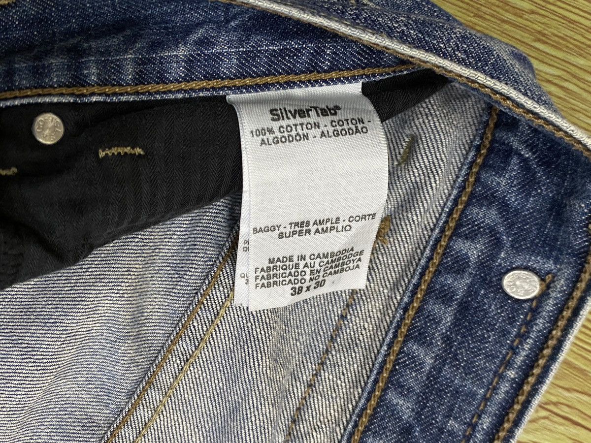 Levi's Rare Design Vintage Brand Levis SilverTab Baggy Jeans 2000s Size US 38 / EU 54 - 8 Thumbnail