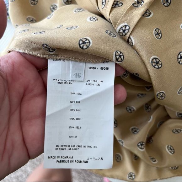 Prada Prada Silk Circular Pattern Button Down Tan Short Sleeve Blo Size L / US 10 / IT 46 - 10 Thumbnail