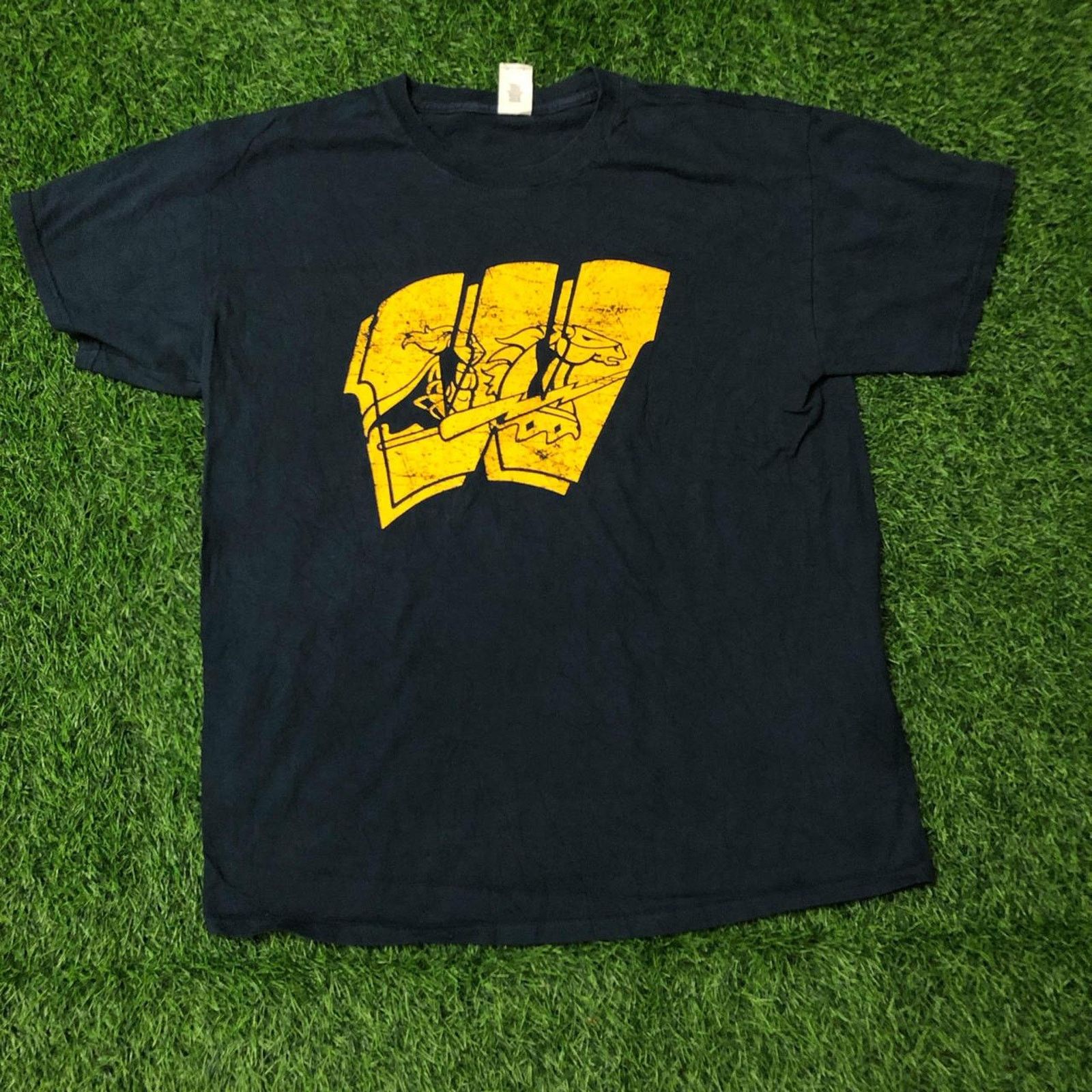 Gildan Mens Navy ‘W’ Mascot Graphic Tee Size US M / EU 48-50 / 2 - 1 Thumbnail