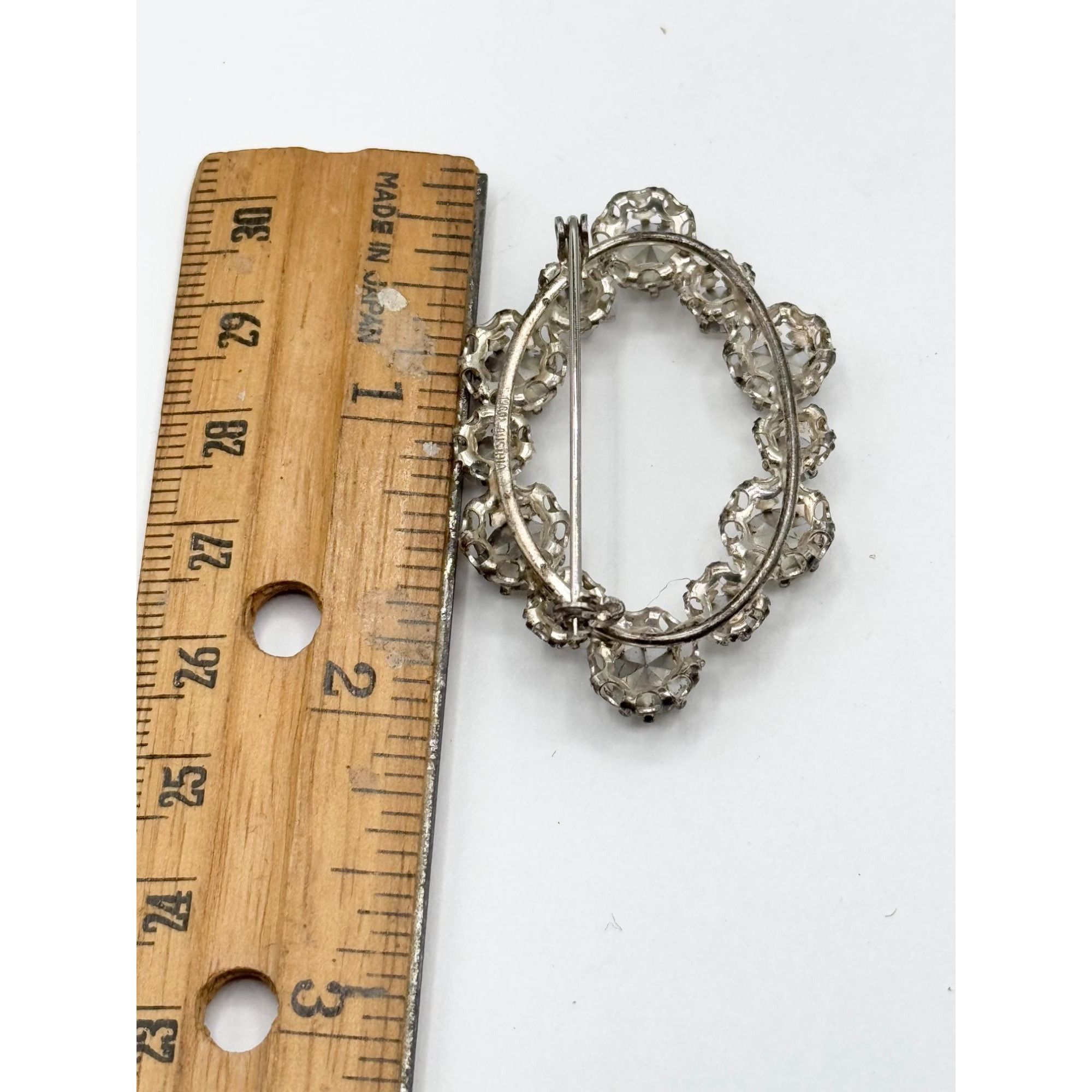 Vintage Estate signed made in Austria Glass Rhinestone Brooch Pin Size ONE SIZE - 4 Thumbnail
