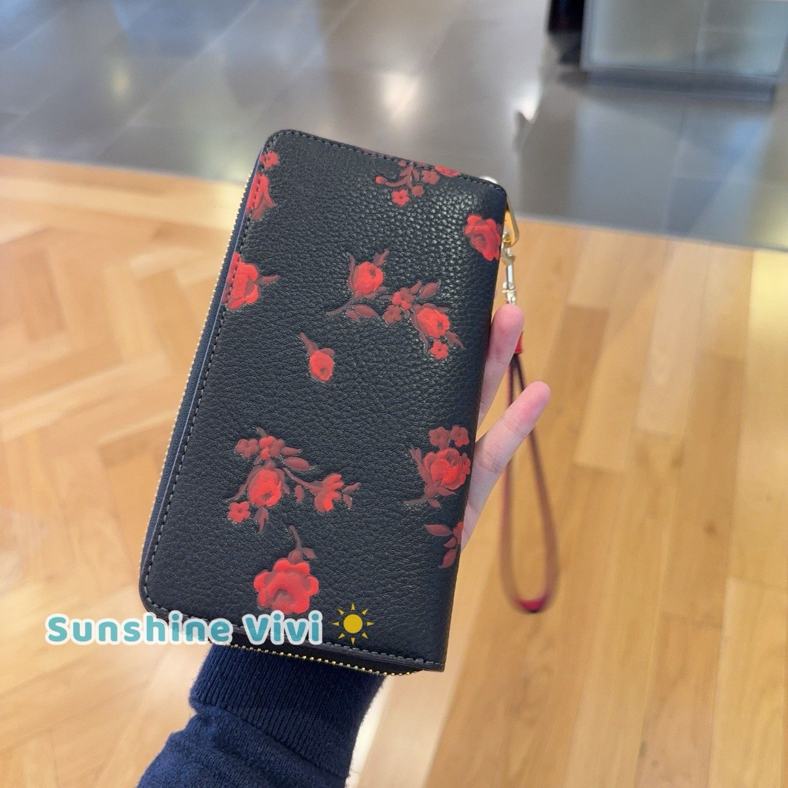 Coach NWT Coach Long Zip Around Wallet With Floral CCL36 Black/Red Size ONE SIZE - 3 Thumbnail