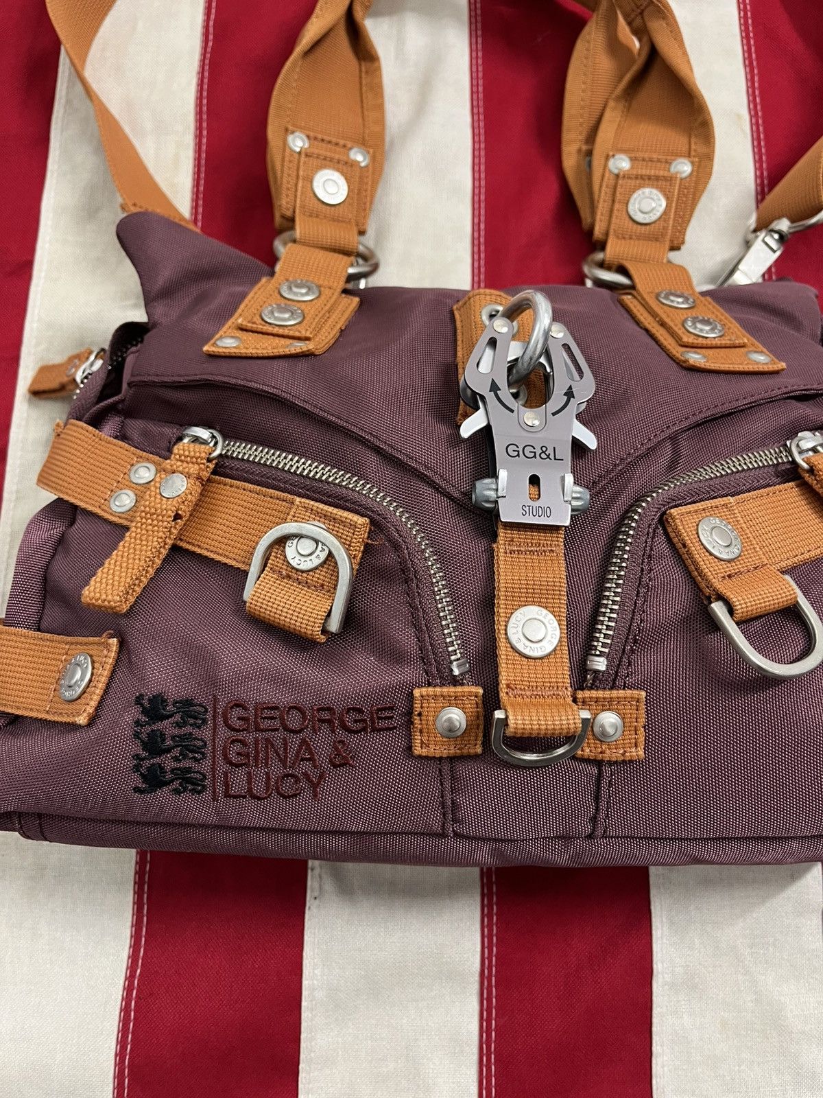 George Gina & Lucy George Gina & Lucy "Lovely Devil" Multi Pocket Zip Bag Size ONE SIZE - 3 Thumbnail