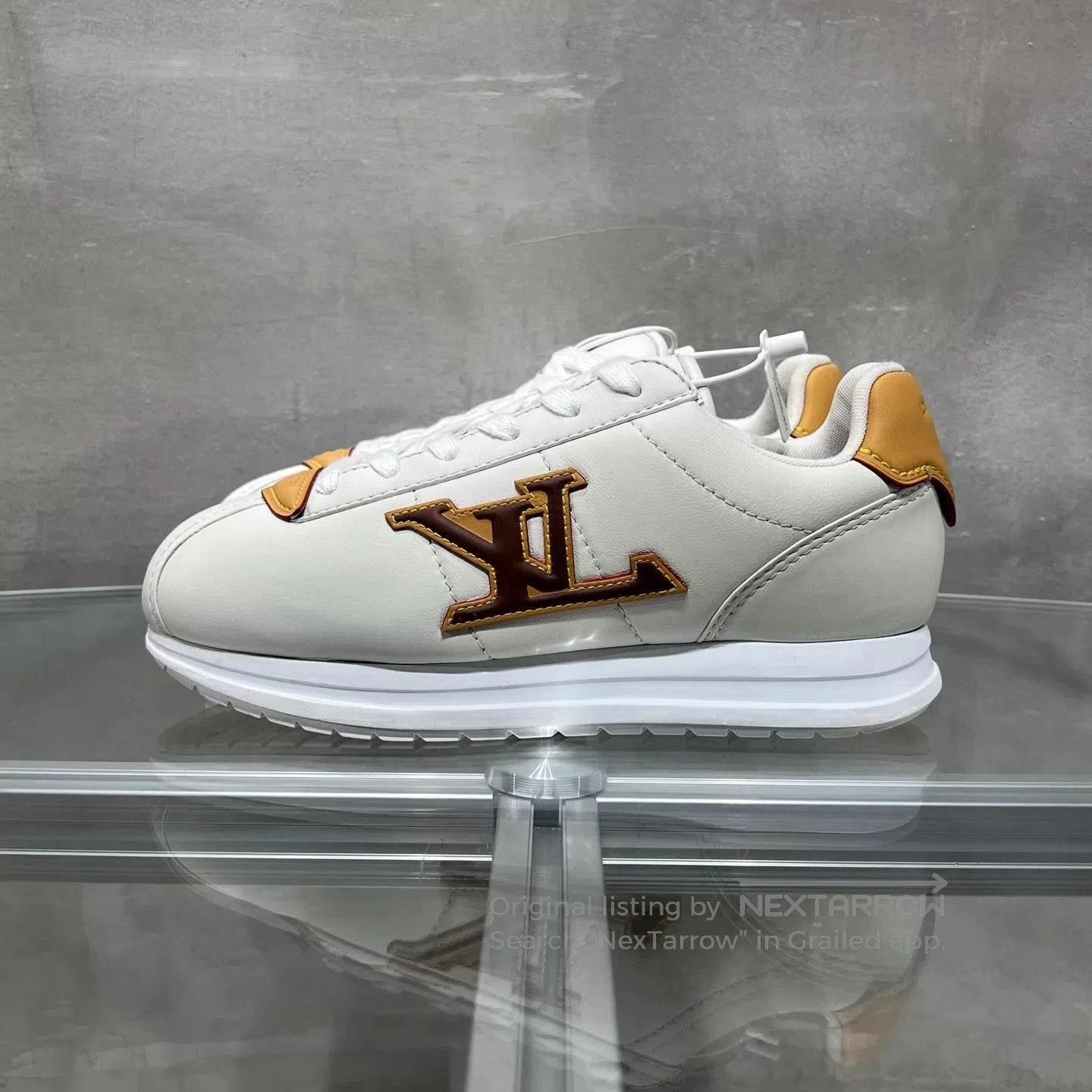Louis Vuitton White Low-Top Sneakers Size 7.5. Size US 7.5 / EU 40-41 - 3 Thumbnail