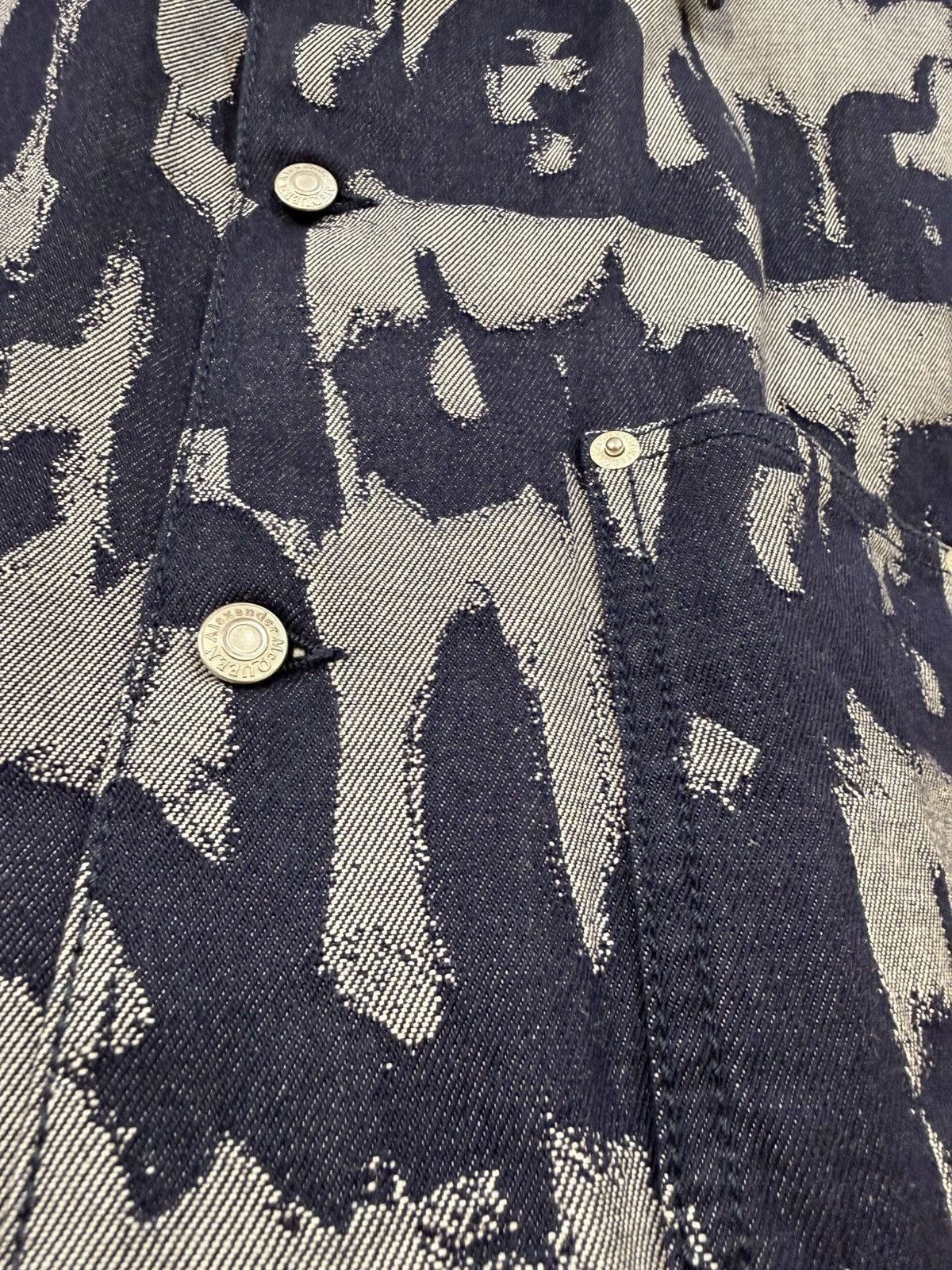 Alexander McQueen Graffati print denim shirt and shorts ，oneset size 46 Size US S / EU 44-46 / 1 - 11 Thumbnail