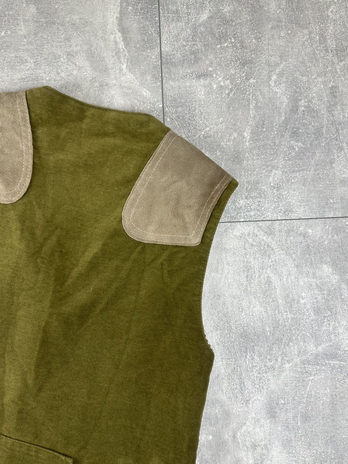 Barbour Barbour Vintage Olive/Green With Suede Shoulder Panels Size US S / EU 44-46 / 1 - 13 Thumbnail