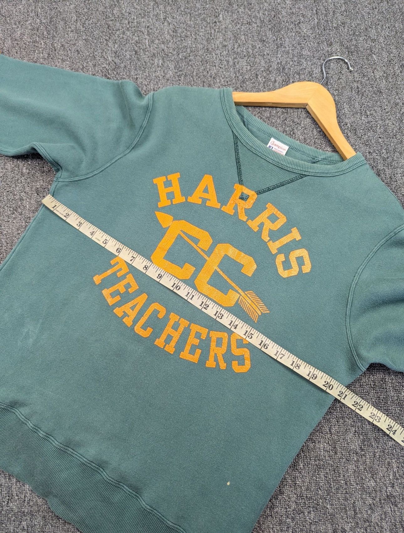 Champion Vintage 50’s Champion Running Man Sun-faded Sweatshirt Size US M / EU 48-50 / 2 - 7 Thumbnail