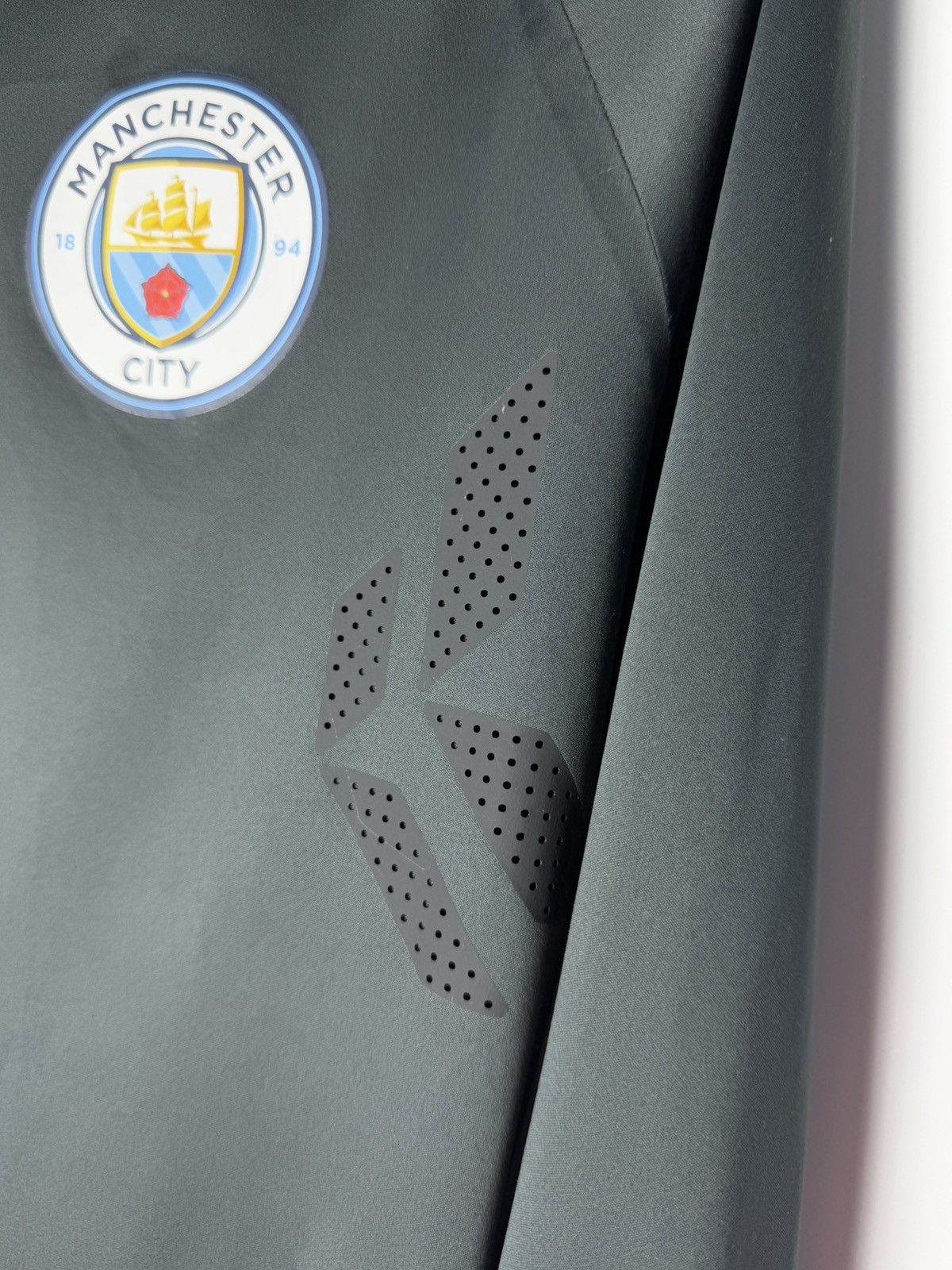 Nike Manchester City Football Soccer Jersey Nike Player Issue Top Size US M / EU 48-50 / 2 - 4 Thumbnail