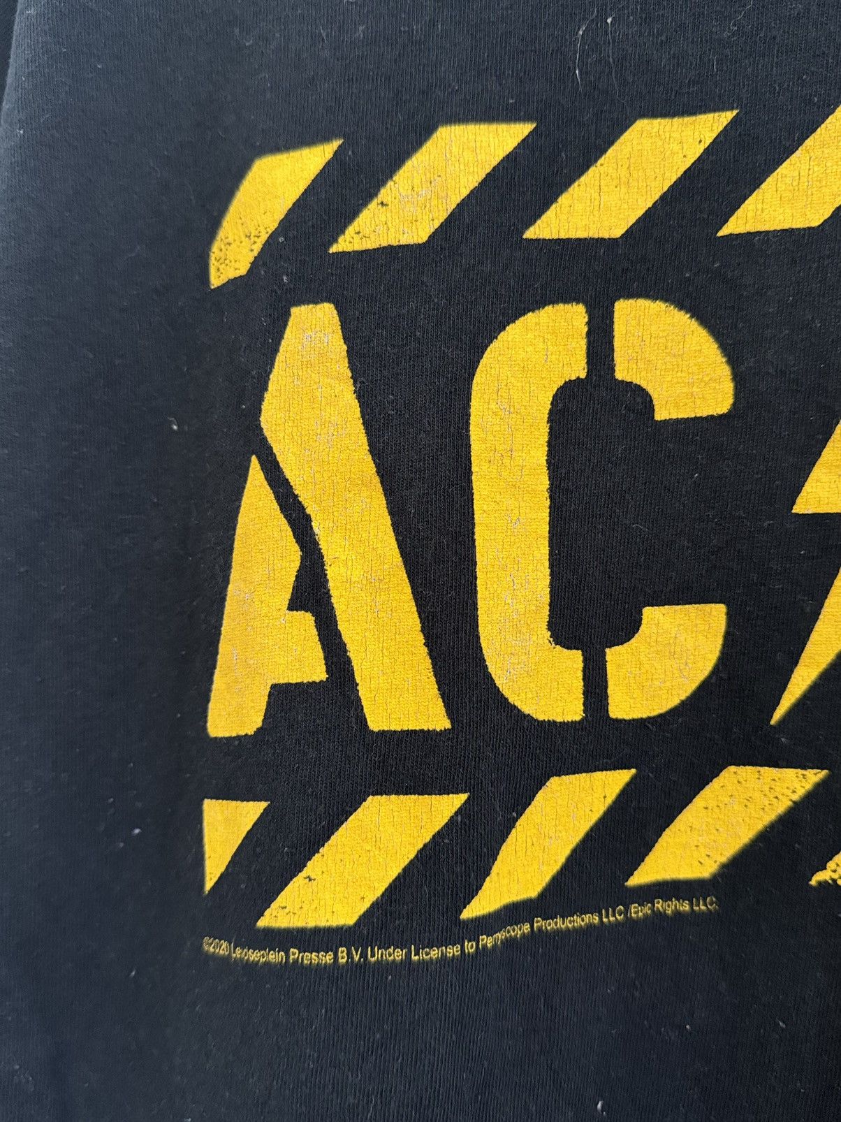 Band Tees × Vintage Very crazy AC/DC 2020 stiff upper lip vintage tee t shirt Size US L / EU 52-54 / 3 - 4 Thumbnail
