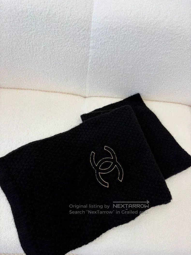 Chanel Chanel Black double C logo scarf Size ONE SIZE - 2 Thumbnail