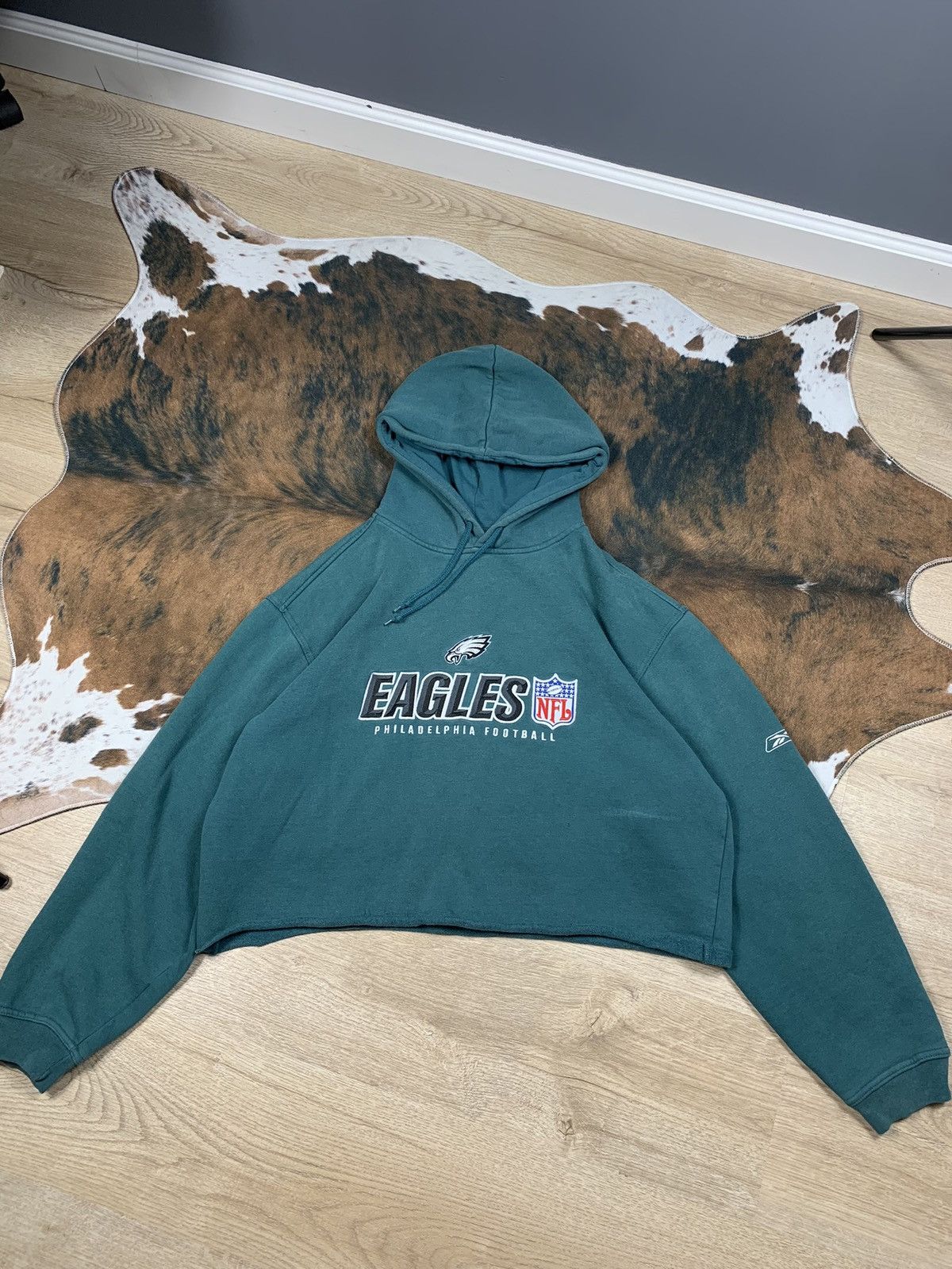 philadelphia eagles crop sweatshirt