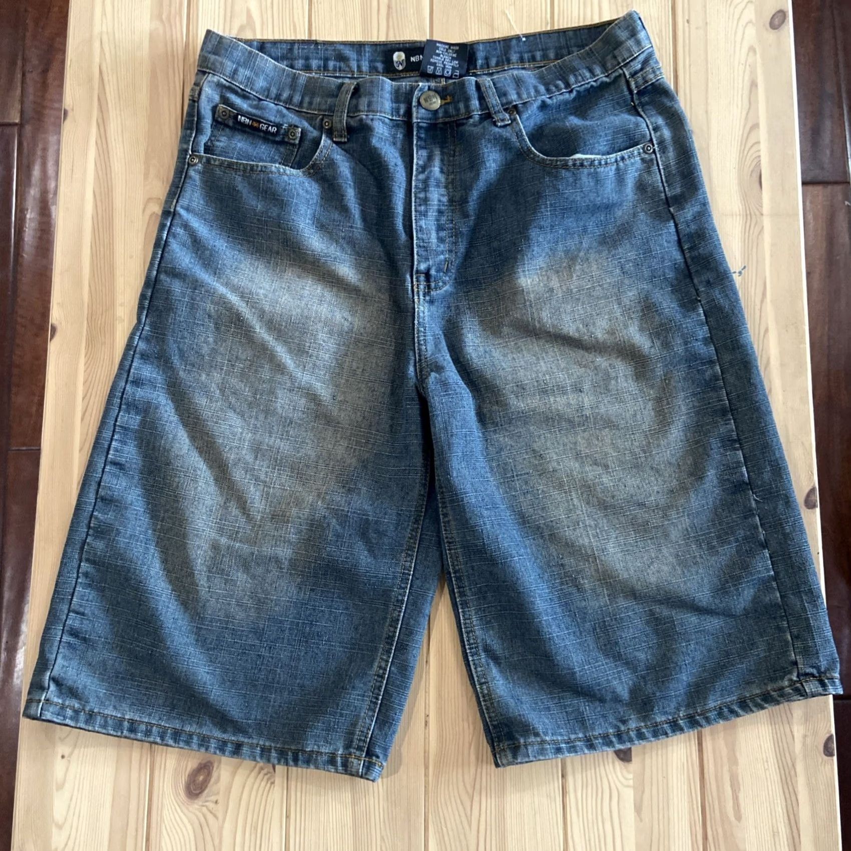 Vintage NBN Gear Men’s Blue Distressed Baggy Jorts Size 34 Denim 90s Casual Relaxed Pockets Distressed Front Flat Front Chin o Size US 34 / EU 50 - 2 Thumbnail
