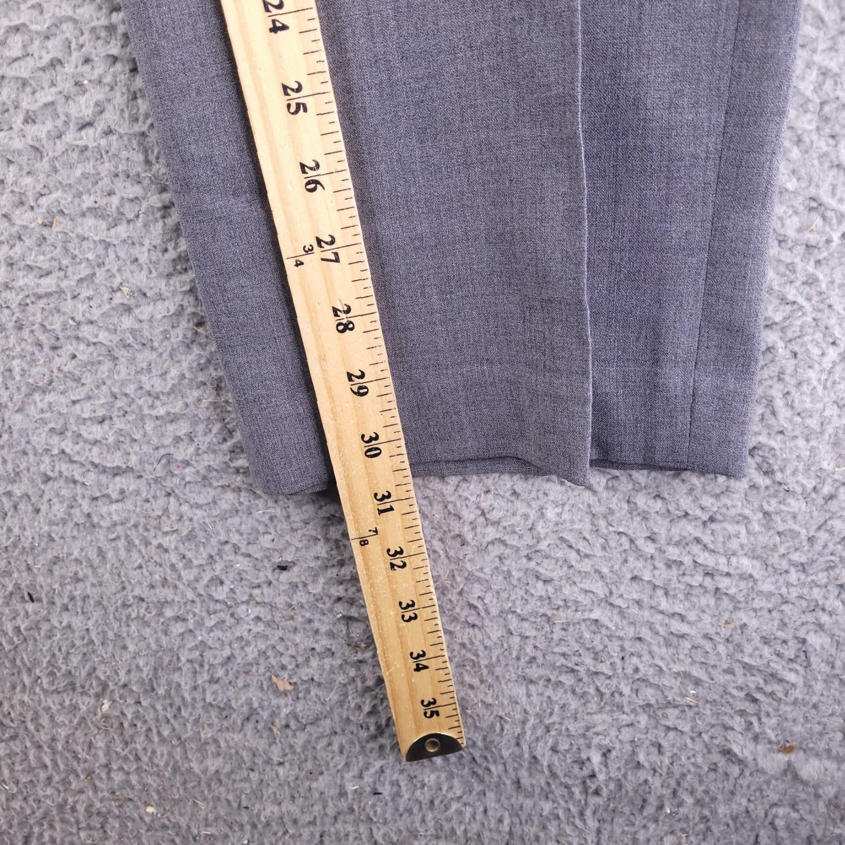 Banana Republic Banana Republic Pants Mens 32x30 Gray Wool Straight Relaxed Fit Dress Casual Dress Pants Mens Gray Wool 32x30 Banana Republic Size US 32 / EU 48 - 5 Thumbnail