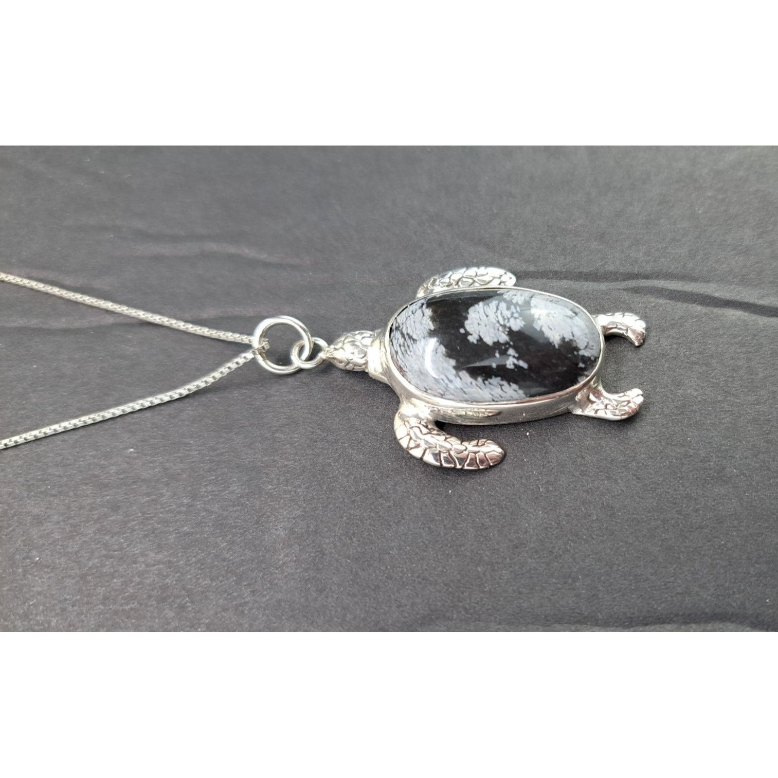 Vintage Vintage Turtle Pendant Necklace Snowflake Obsidian Stone Cha Size ONE SIZE - 3 Thumbnail
