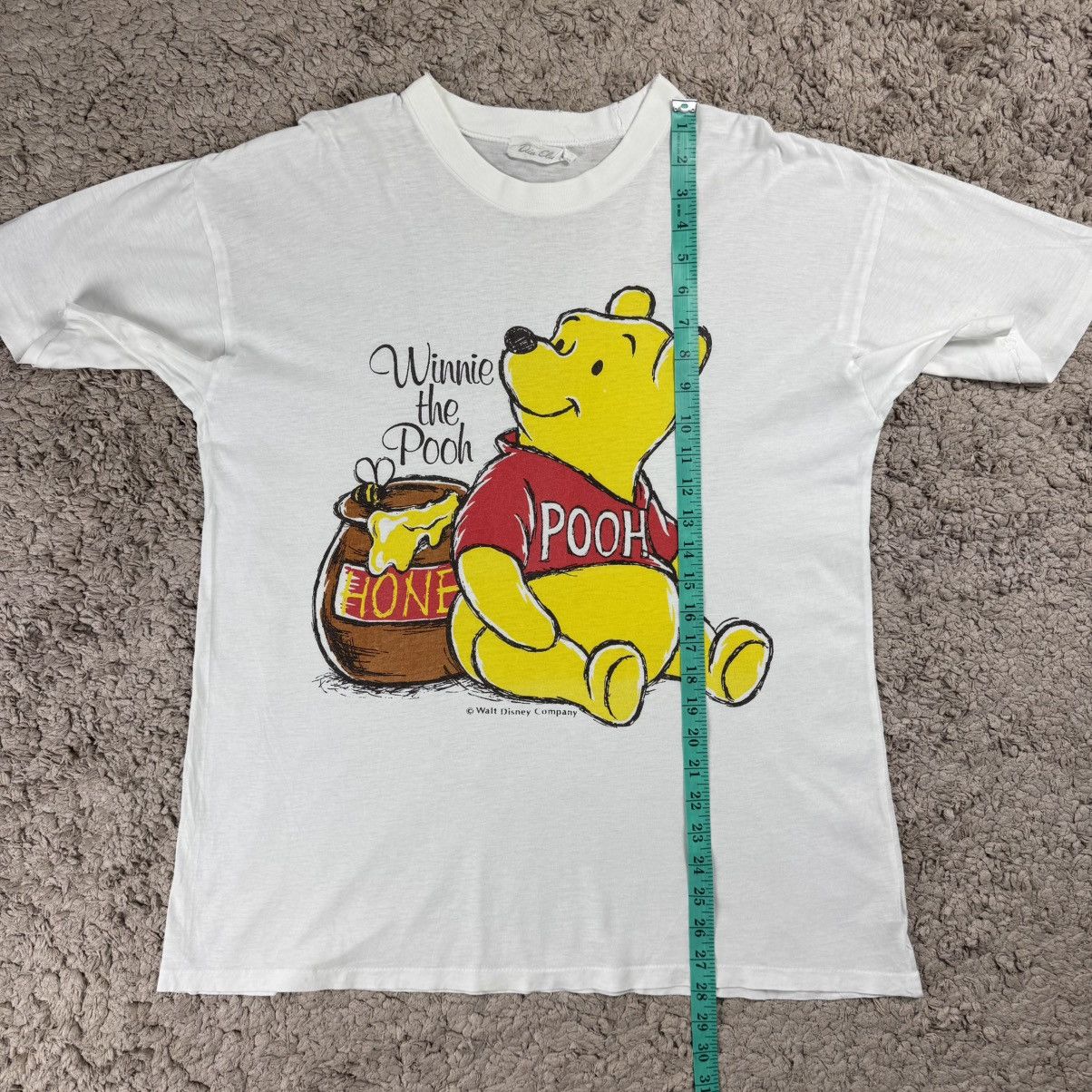 Disney Vintage Distress Winnie The Pooh Big Print T-shirt Size US L / EU 52-54 / 3 - 16 Thumbnail