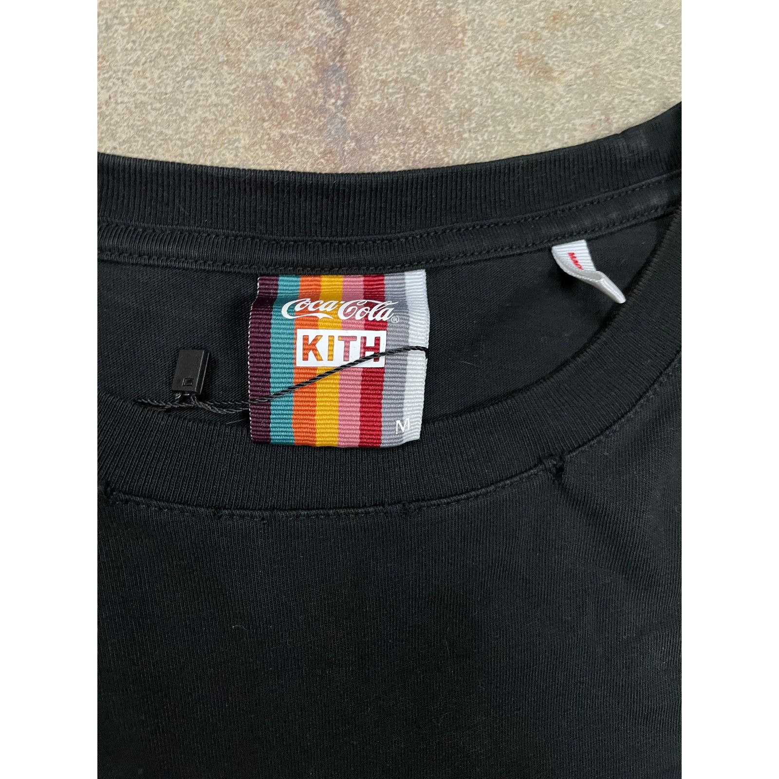 Kith Kith Coca Cola LS Used Medium Size US M / EU 48-50 / 2 - 3 Thumbnail