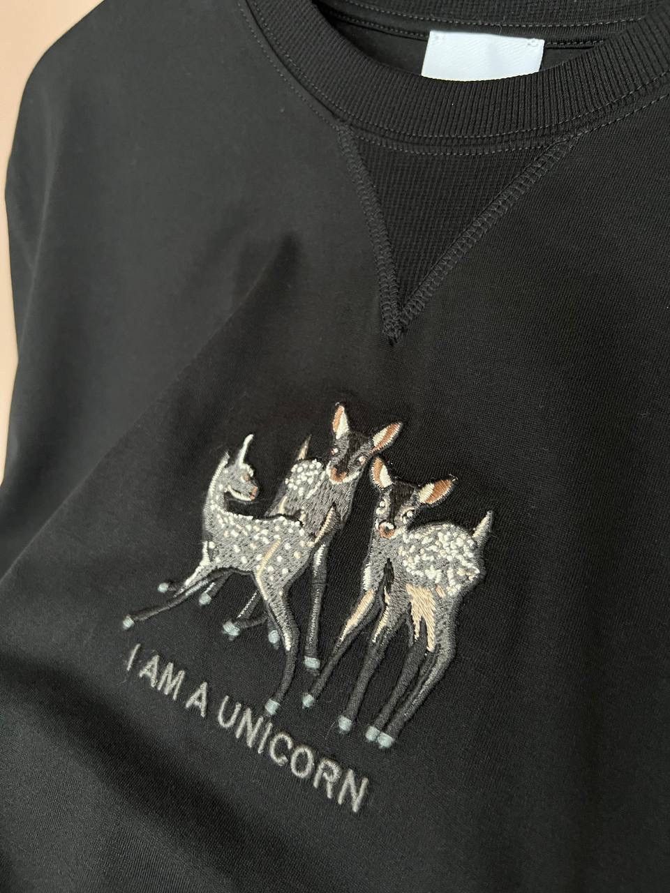 Burberry Burberry Brycen Unicorn T-Shirt Men Size S/M Oversized Size US S / EU 44-46 / 1 - 9 Thumbnail