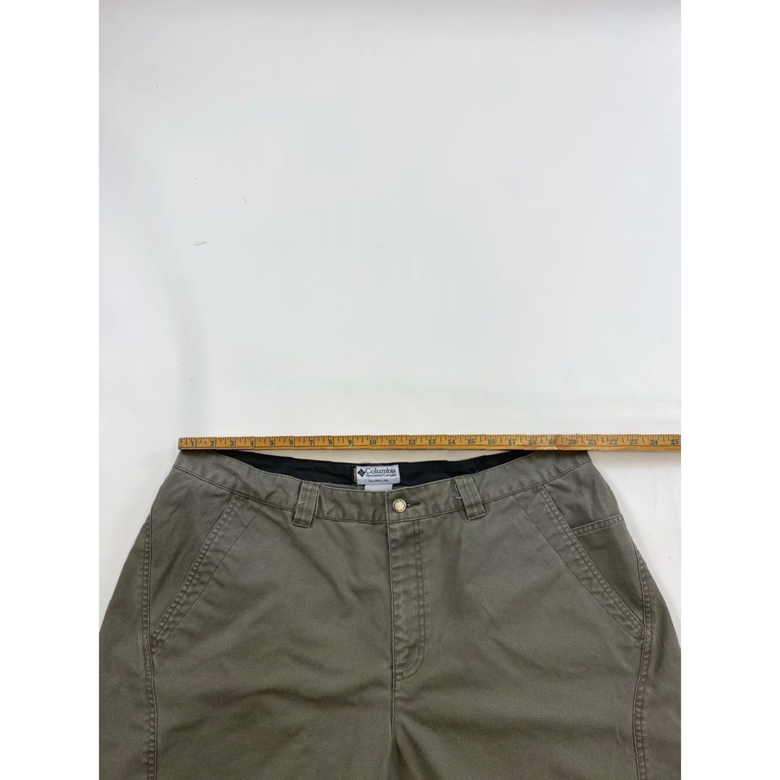 Vintage Columbia Hiking Shorts Mens 41 Green Khaki Outdoor Chino Cotton Casual Outdoor Mens 41 Green Khaki Columbia Shorts Size US 41 - 3 Thumbnail