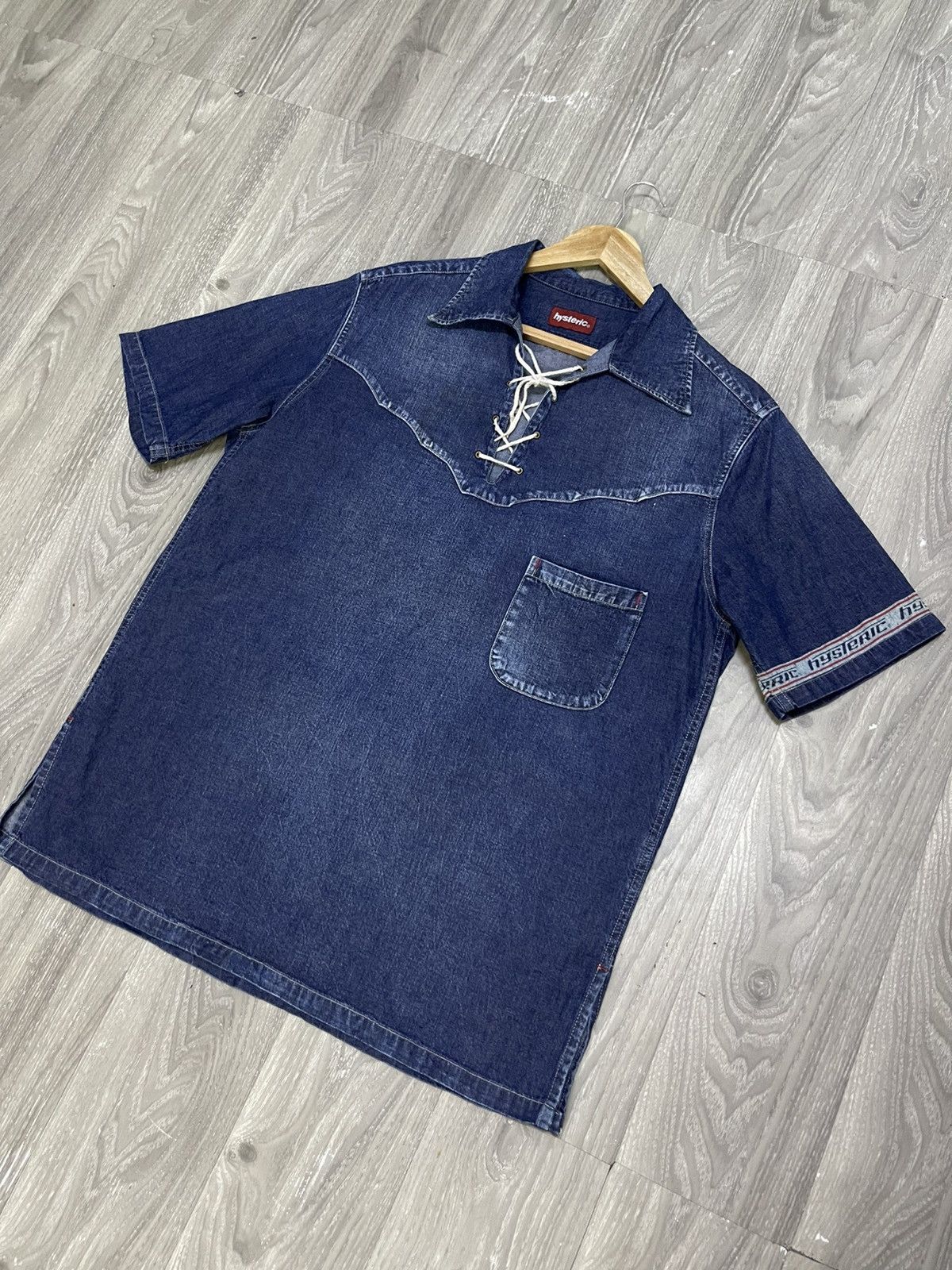 Hysteric Glamour 🔥Hysteric Glamour🔥 Denim Short Sleeve Size US L / EU 52-54 / 3 - 11 Thumbnail