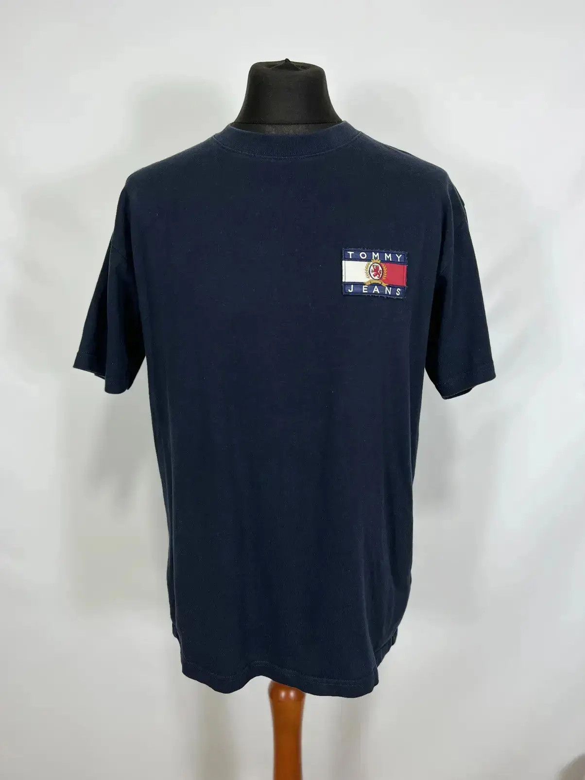 Designer × Tommy Hilfiger Tommy Jeans big logo t shirt Size US M / EU 48-50 / 2 - 1 Thumbnail