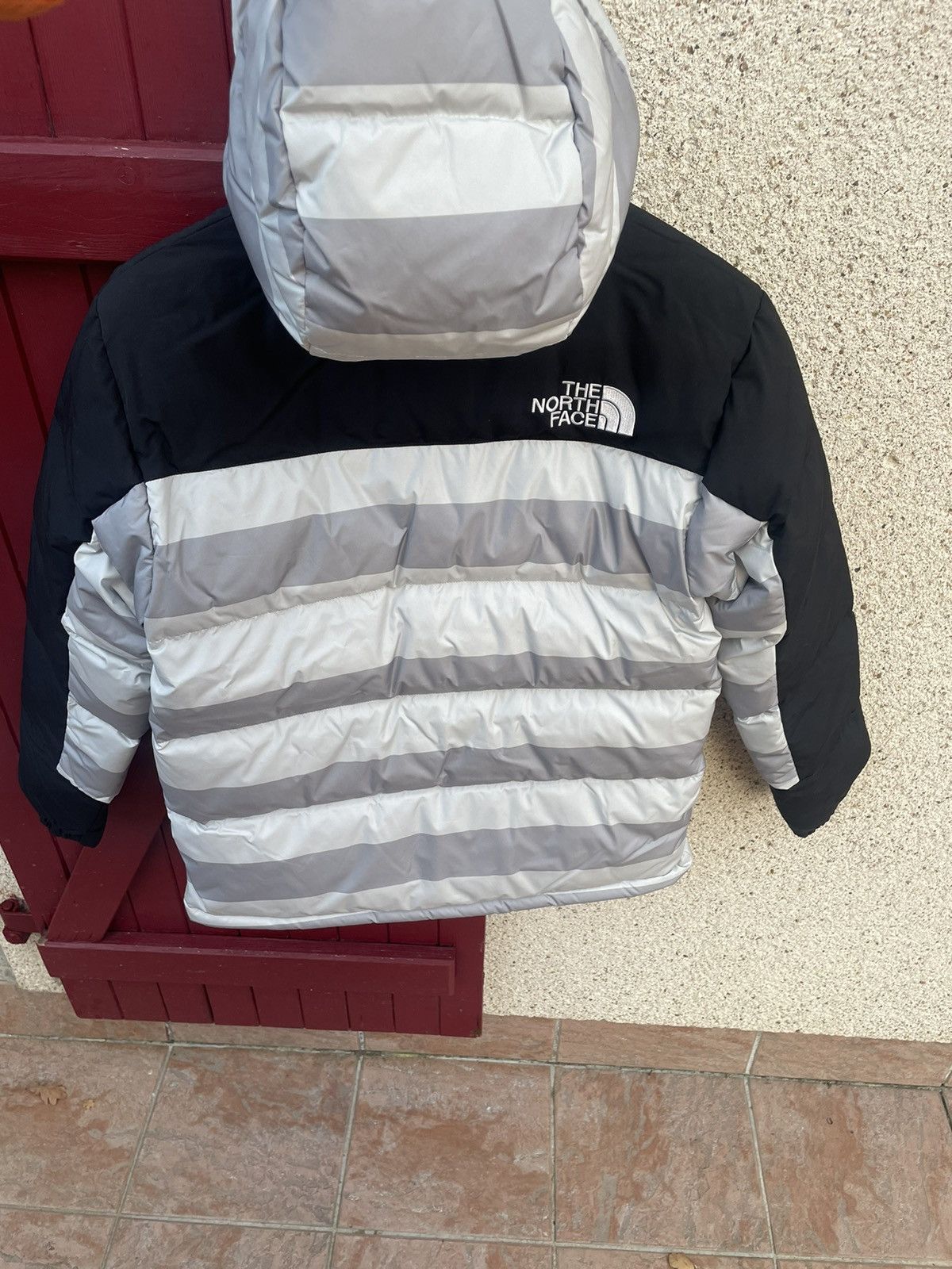The North Face North Face women's grey striped Size S / US 4 / IT 40 - 2 Thumbnail