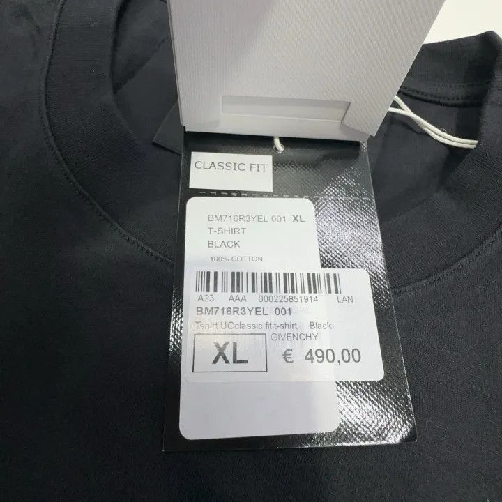Givenchy Givenchy Givenchy SS23 Logo Graphic Short Sleeve Tshirt -2 Size US XL / EU 56 / 4 - 7 Thumbnail