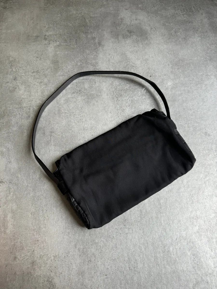 Fendi 2000s Fendi Black Modern Shoulder Bag Size ONE SIZE - 2 Thumbnail