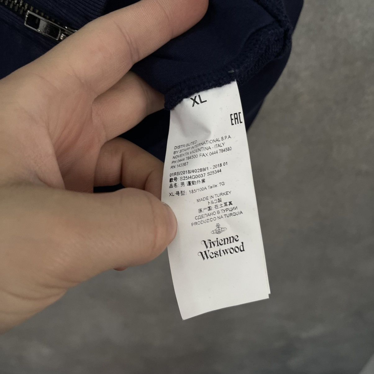 Vivienne Westwood Vivienne Westwood Zip Hoodie Size US M / EU 48-50 / 2 - 13 Thumbnail