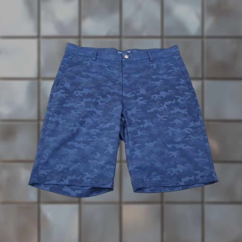 Peter Millar Peter Millar Shorts Mens 33 Blue Camo Shackleford Performance 10" Hybrid Golf Size US 33 - 1 Thumbnail