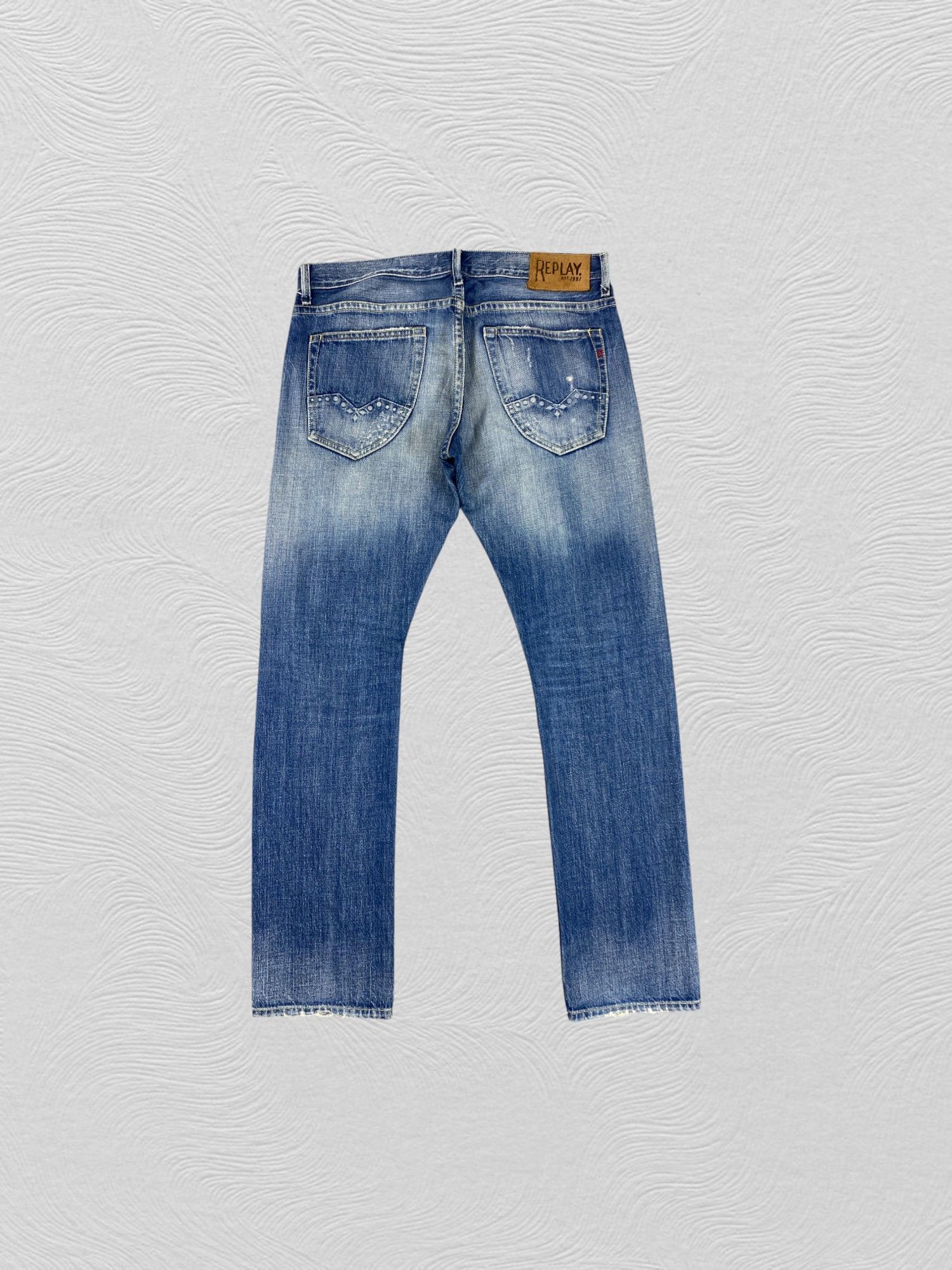 Le Grande Bleu (L.G.B.) Faded Blue Vintage Replay Jeans 35x32 Denim- JN3594 Size US 35 - 2 Thumbnail
