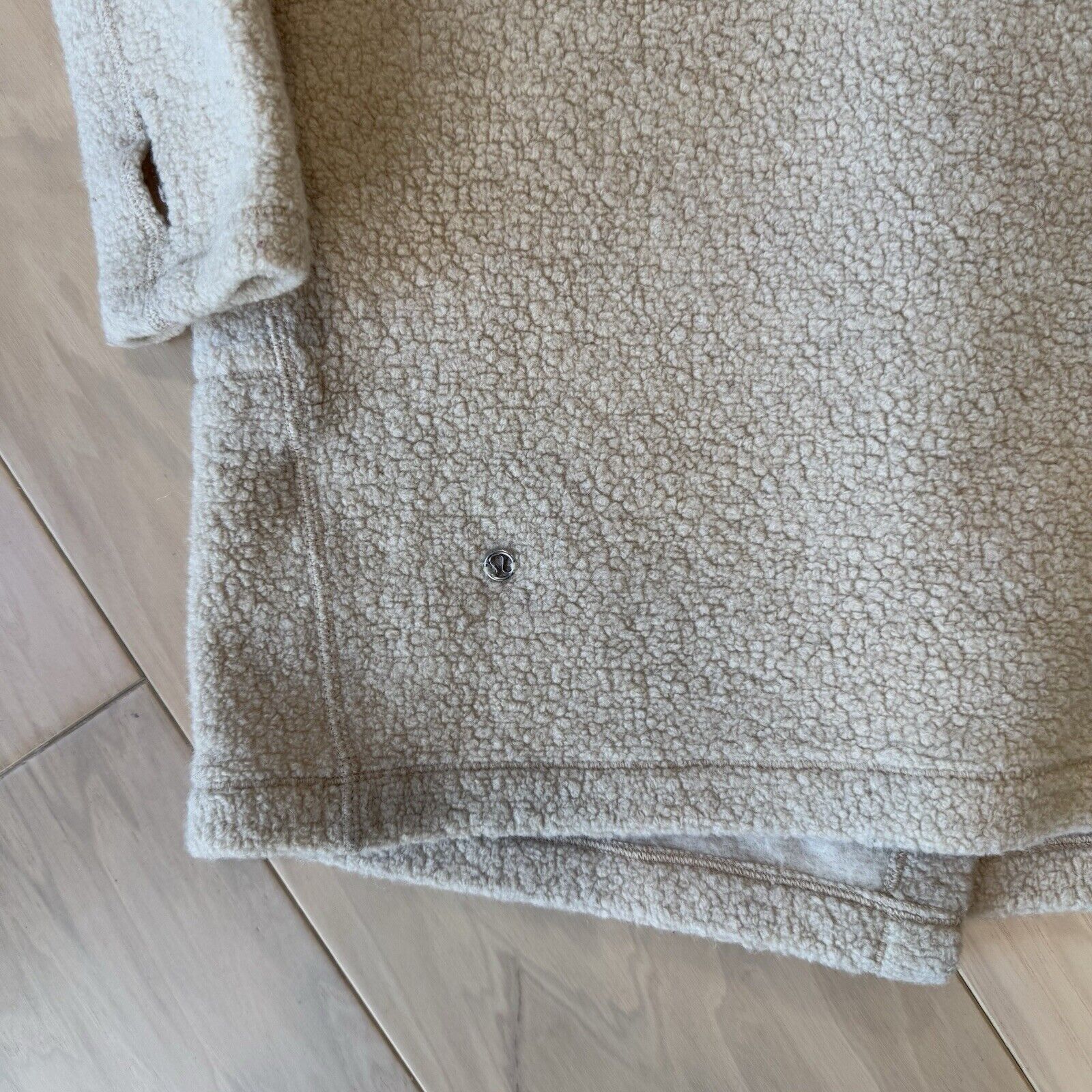 Lululemon Lululemon Sincerely Sherpa Wrap Women's S Beige Open Sweater Size S / US 4 / IT 40 - 9 Thumbnail