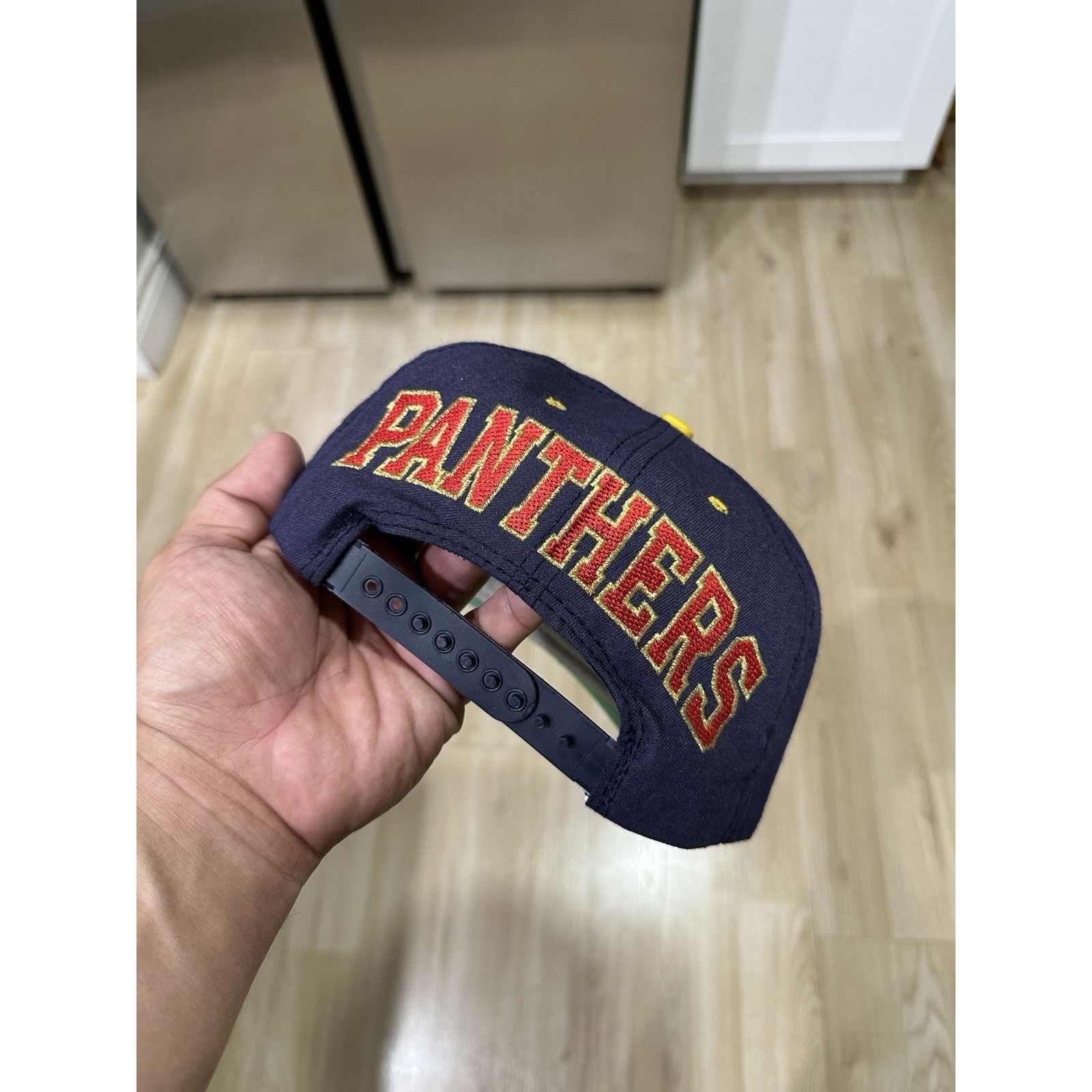 & Other Stories VINTAGE 90s Florida Panthers NHL ANNCO Blockhead Snapback Size ONE SIZE - 3 Thumbnail