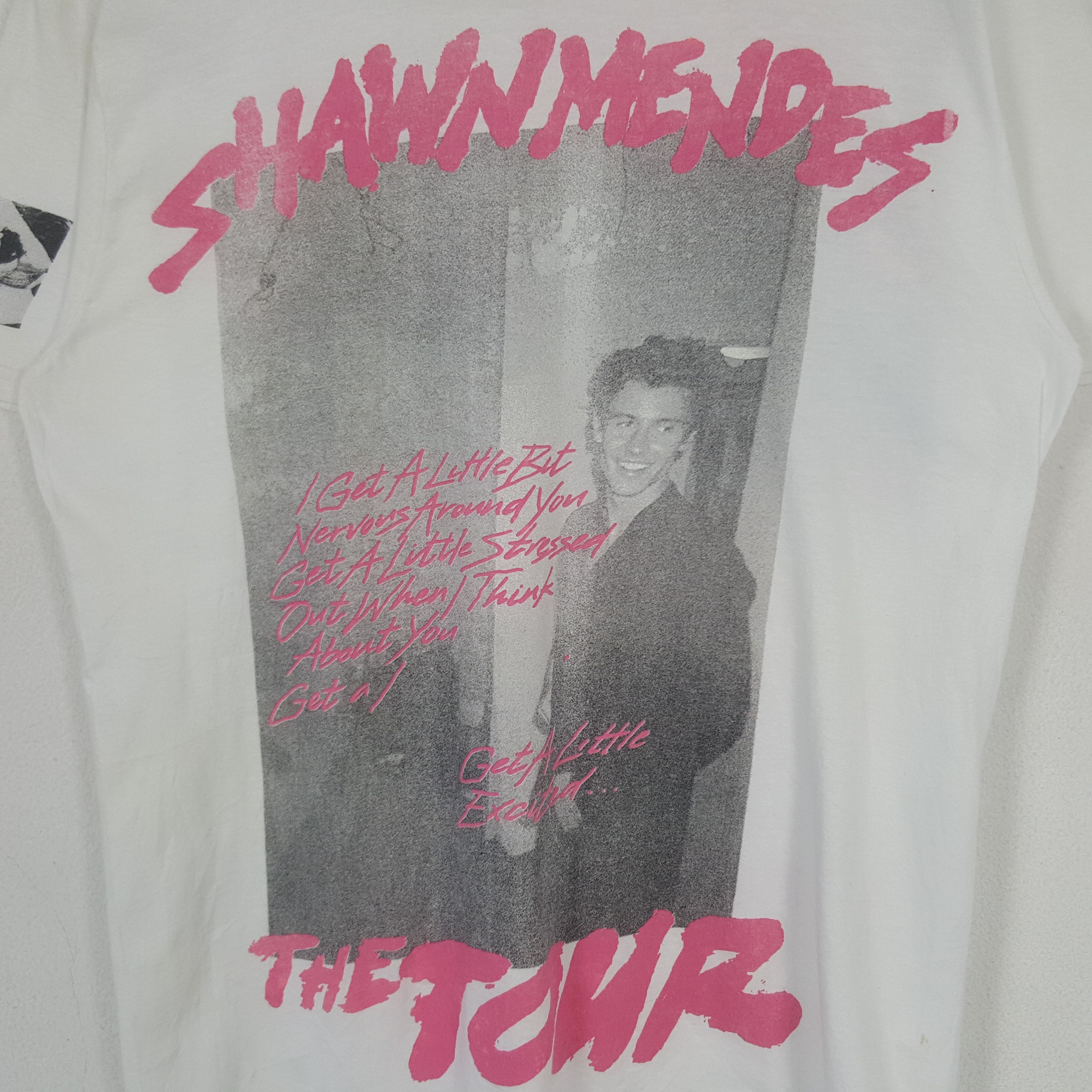 Band Tees Vintage Shawn Mendes The Tour Solo Singer Tshirt 31 Size US M / EU 48-50 / 2 - 2 Thumbnail