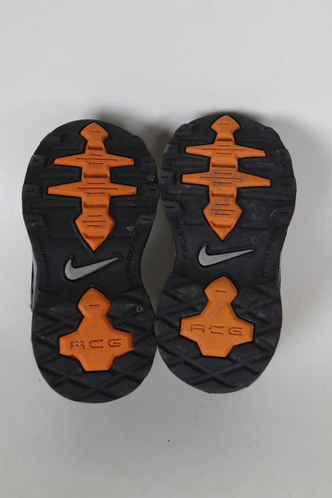 Nike 00's Nike ACG Grey Trail Shoe Size US 5 / EU 37 - 6 Thumbnail